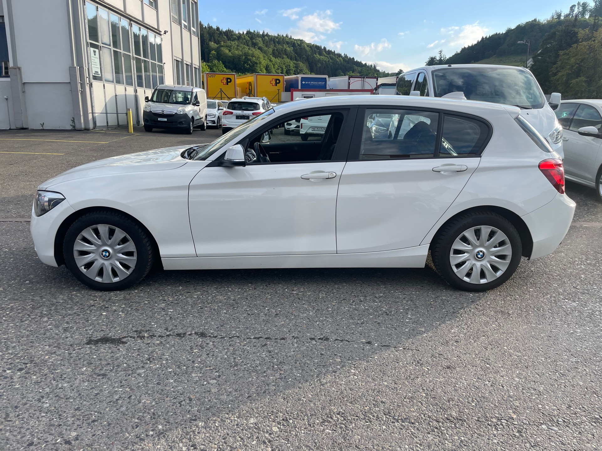 BMW 116d Urban Line-image-3
