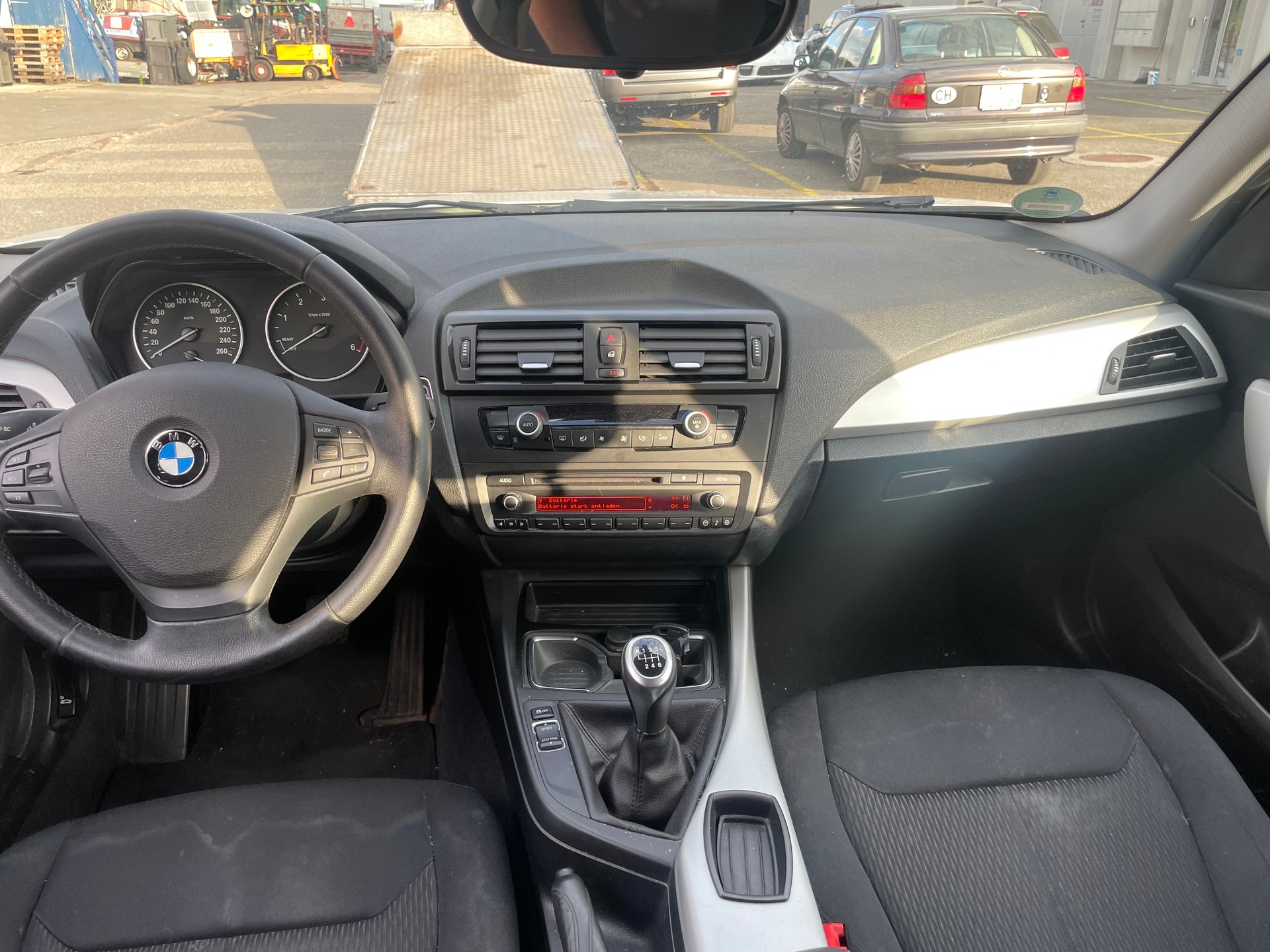 BMW 116d Urban Line-image-8