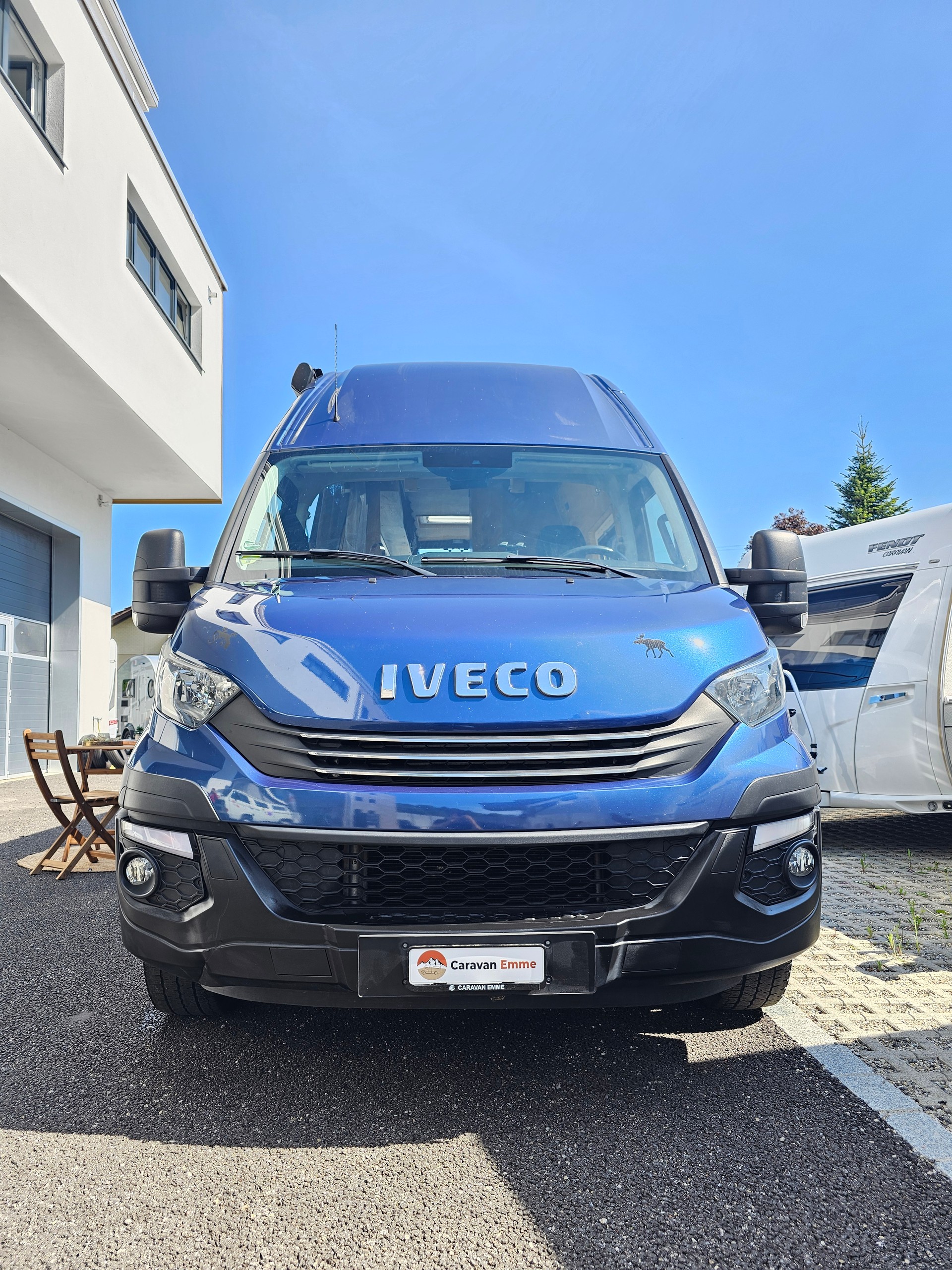 IVECO Camper-image-1