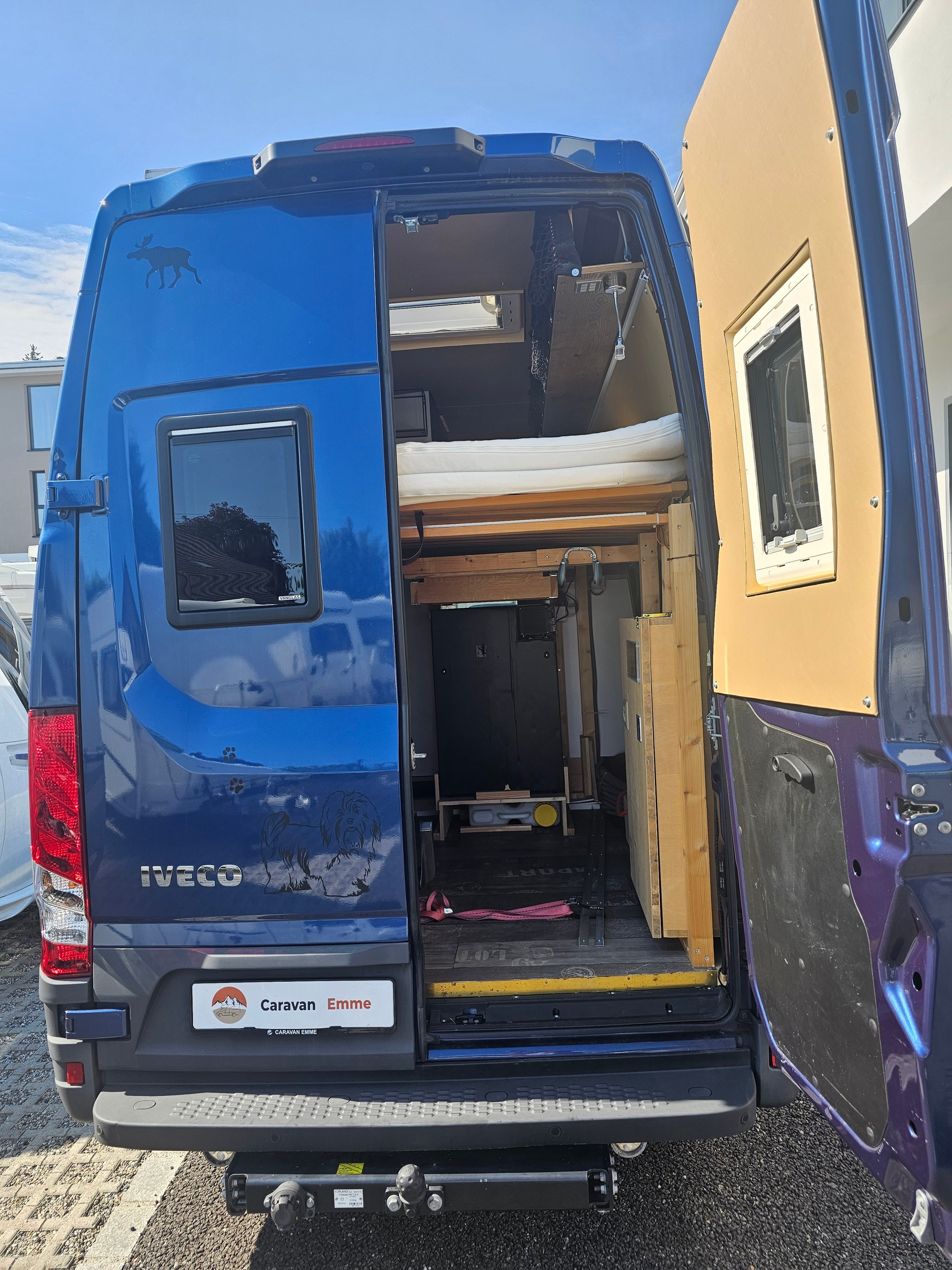 IVECO Camper-image-3