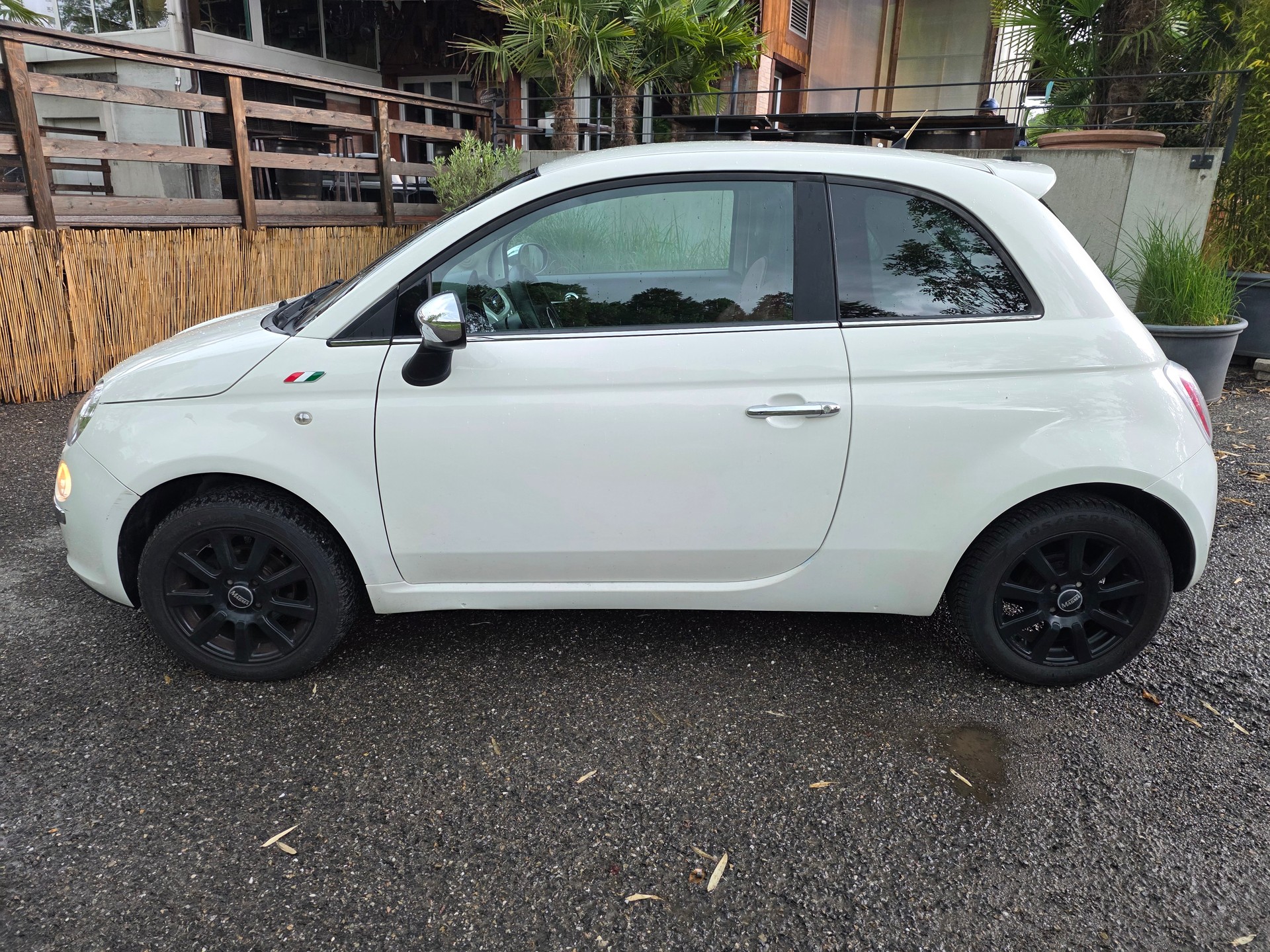 FIAT 500 1.3 JTD Lounge ☆☆☆ Inklusive frischer MFK ☆☆☆-image-2