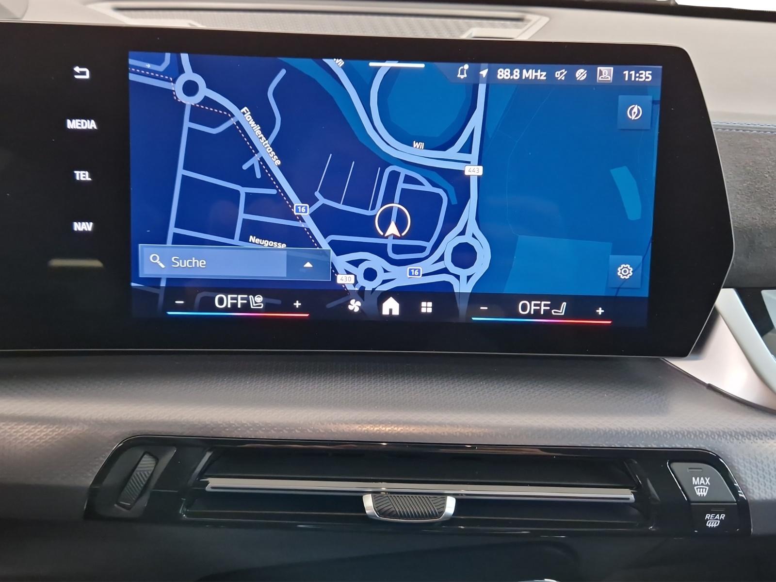 BMW X1 xDrive30e M Sport-showroom-element-3