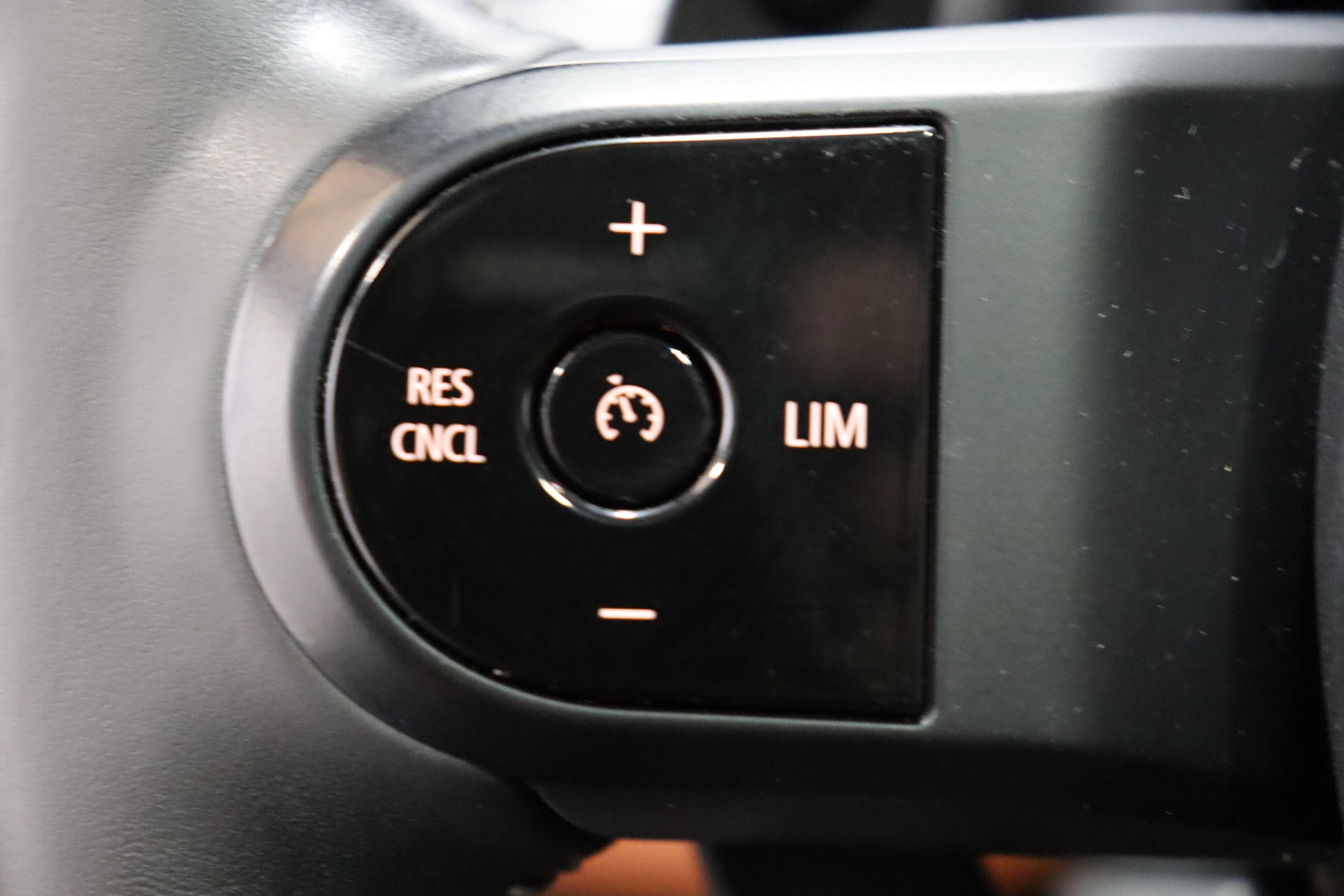 MINI Countryman F60 2.0i Cooper S SAG ALL4-image-12