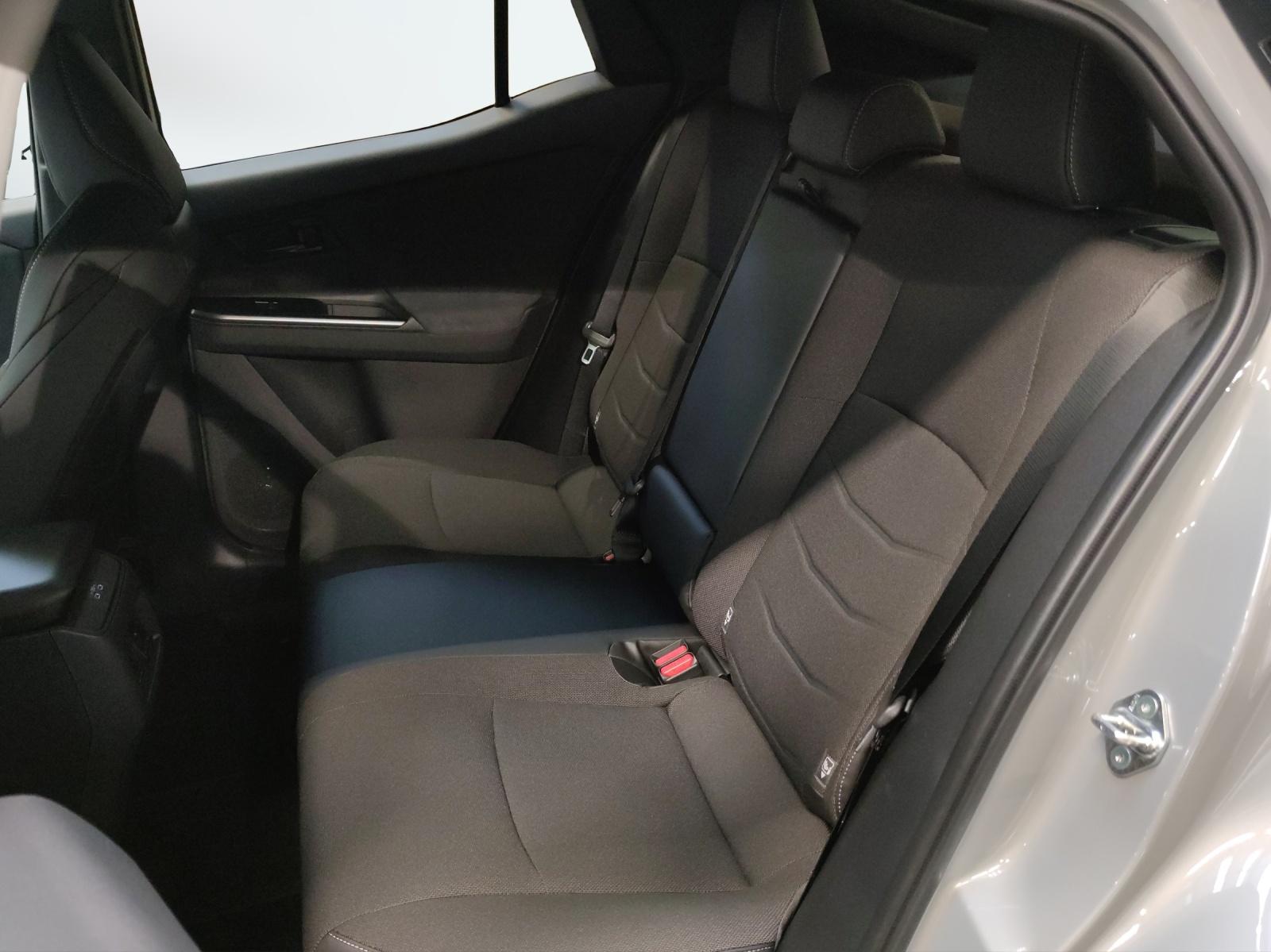 TOYOTA C-HR+ Style AWD-image-17