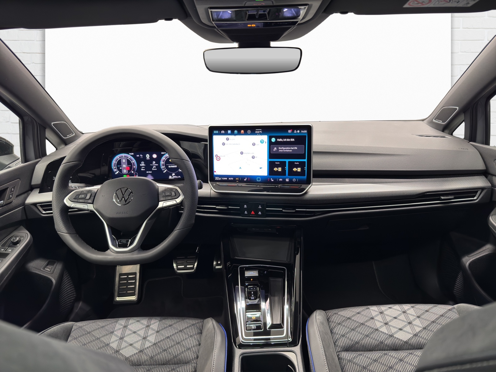 VW Golf VIII Variant 2.0 TSI R-Line DSG 4motion-image-7