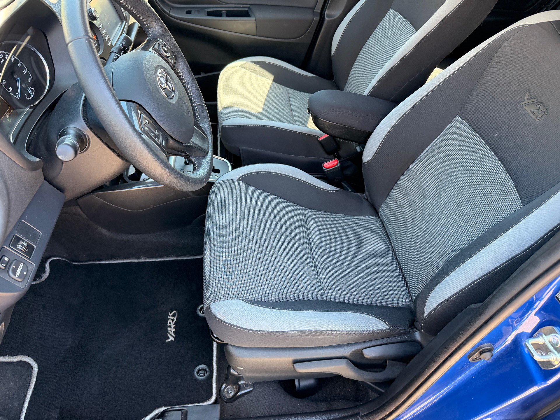 TOYOTA Yaris 1.5 VVT-i Hybrid Trend e-CVT-image-5