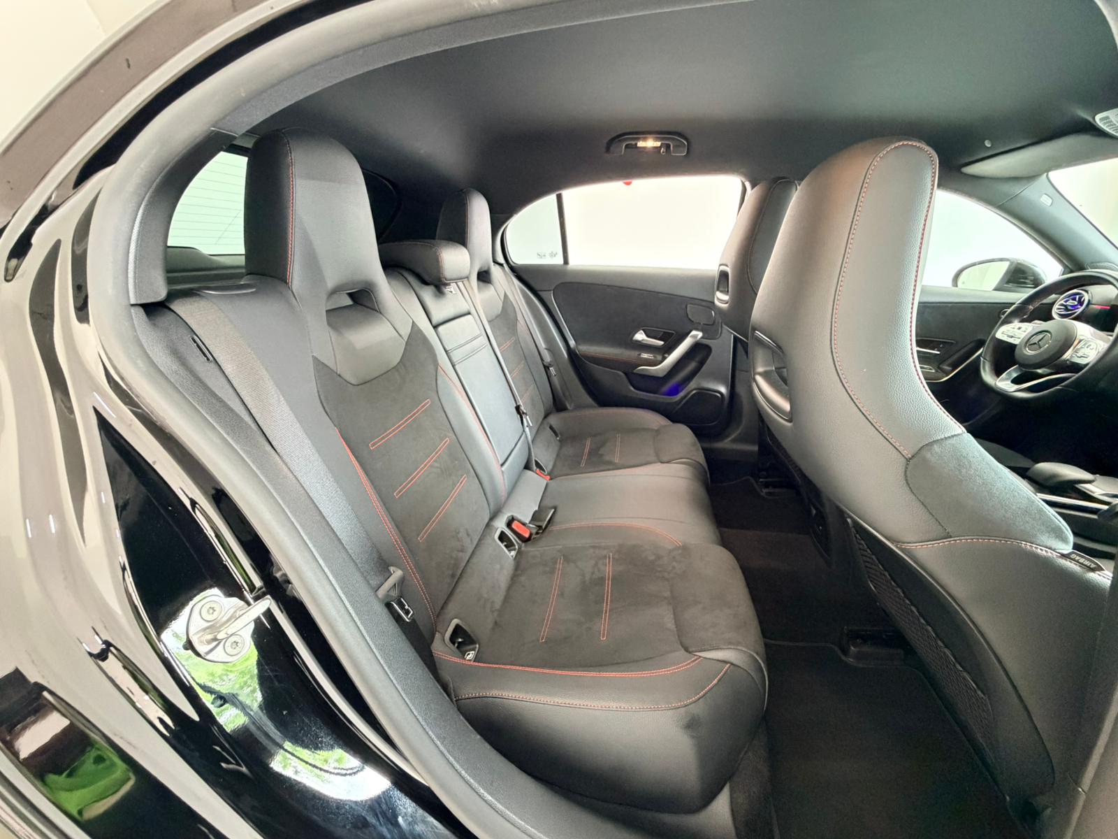 MERCEDES-BENZ A 250 4Matic AMG Line 4Matic 7G-DCT*CH Fahrzeug*4x4*-image-15