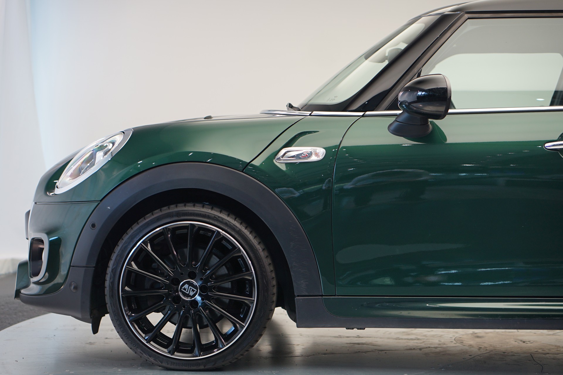 MINI Cooper S Steptronic *CH-Fahrzeug*-image-35