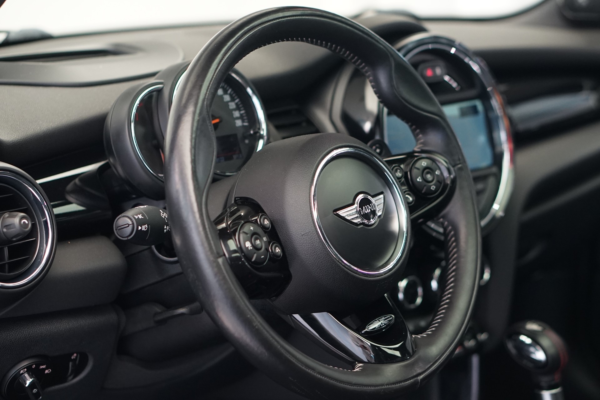 MINI Cooper S Steptronic *CH-Fahrzeug*-image-16