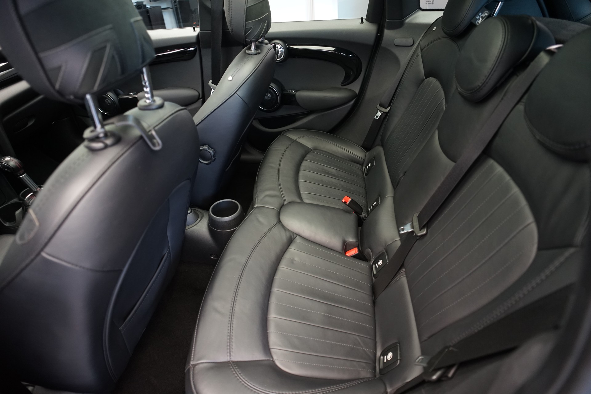 MINI Cooper S Steptronic *CH-Fahrzeug*-image-15