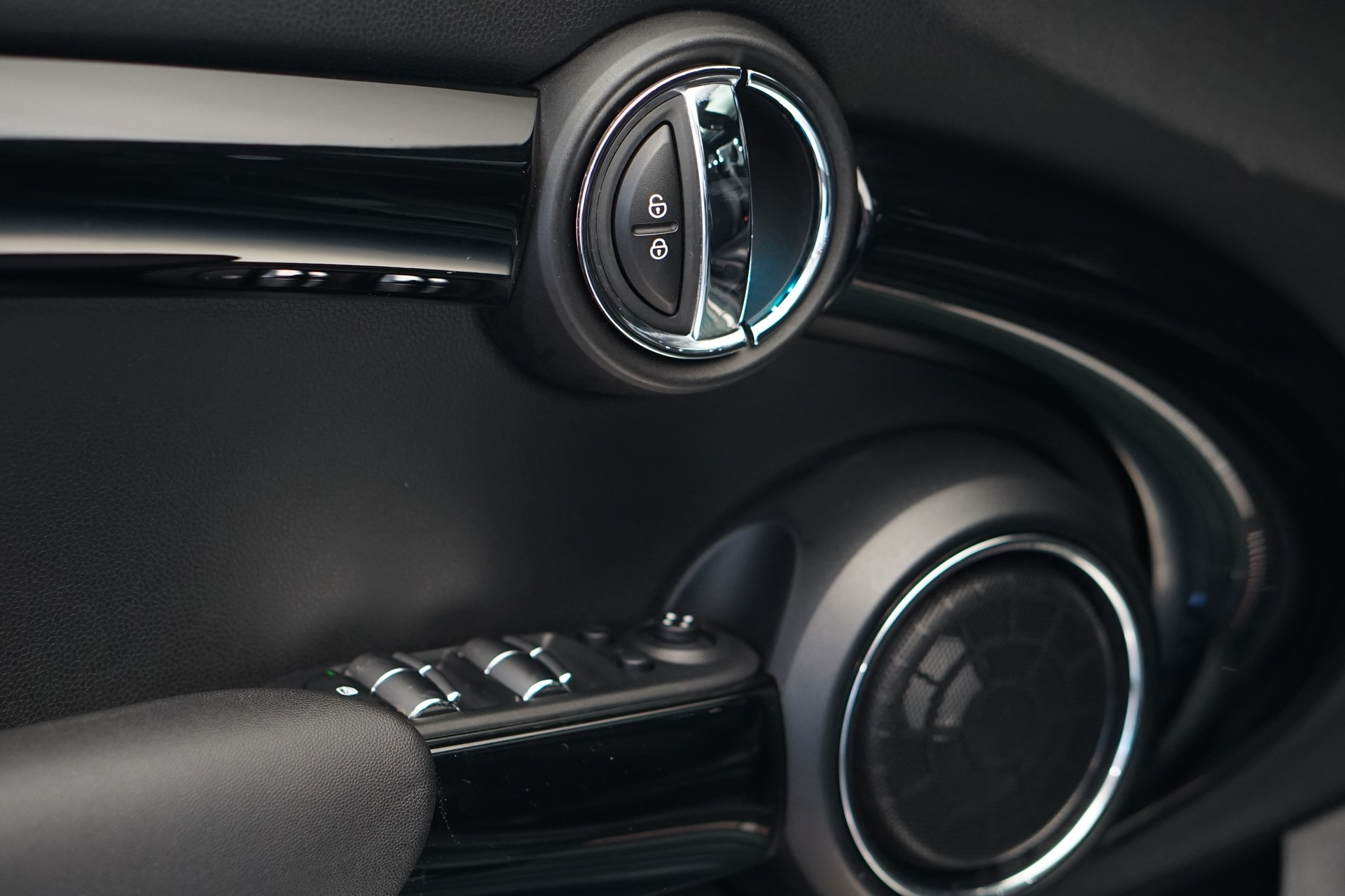 MINI Cooper S Steptronic *CH-Fahrzeug*-image-22