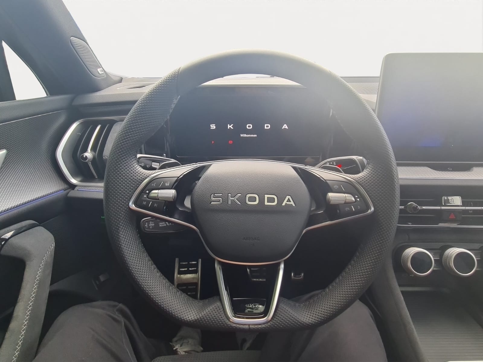 SKODA Kodiaq 2.0 TDI Sportline 4x4-image-9