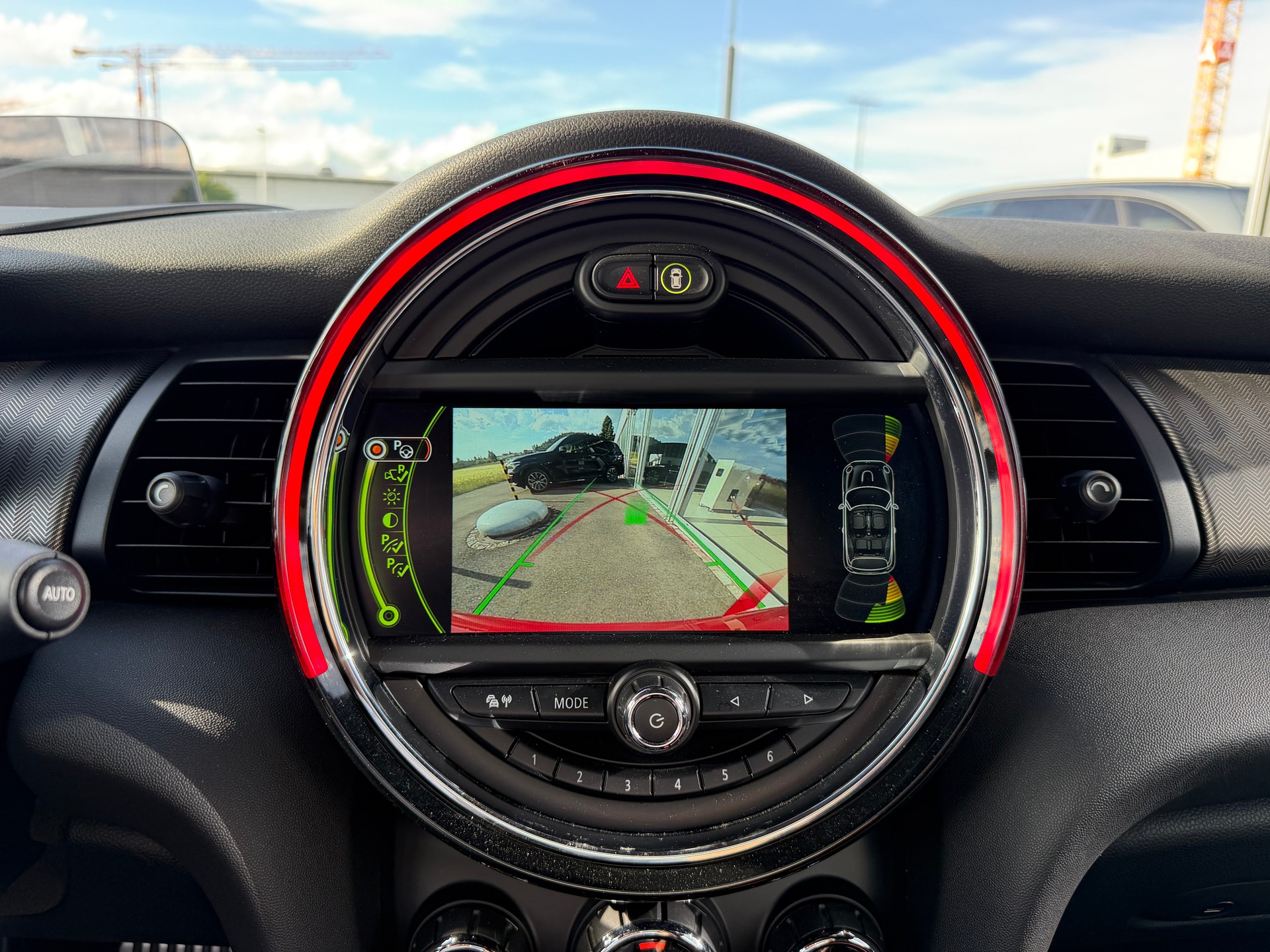 MINI Cooper John Cooper Works Cabriolet Steptronic-image-14