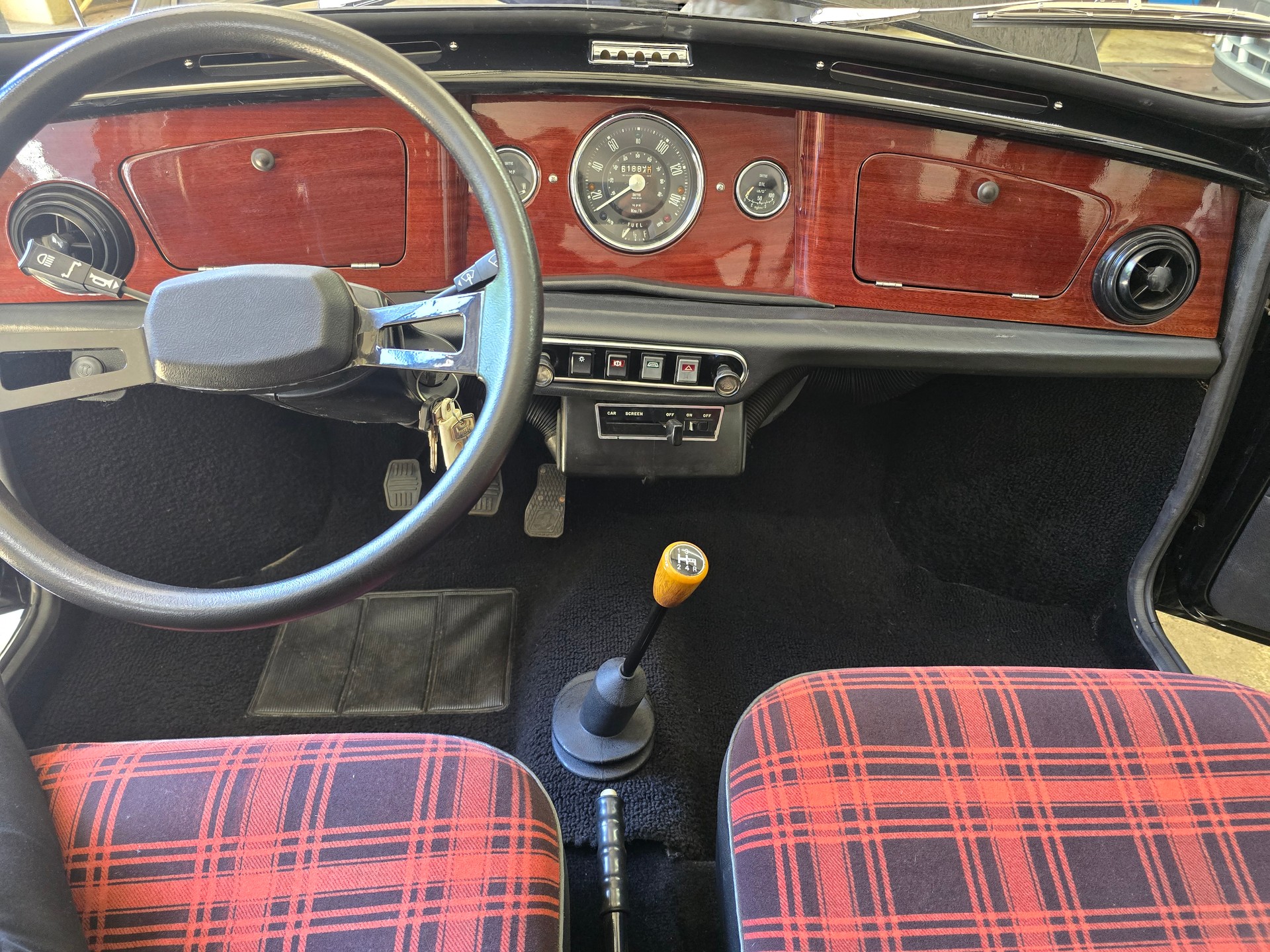 MINI 1000S-image-10