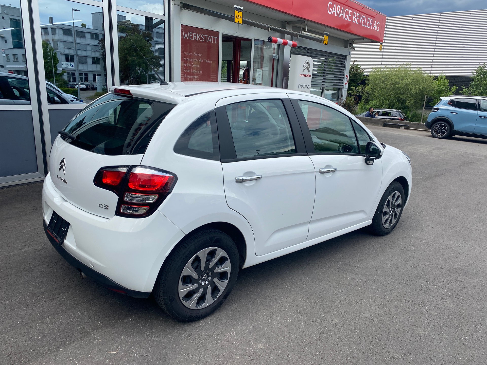 CITROEN C3 1.2i Séduction-image-3