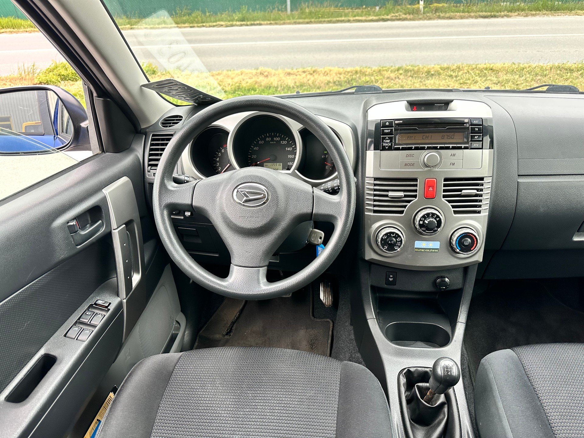 DAIHATSU Terios 1.5 16V SX 4WD-image-11