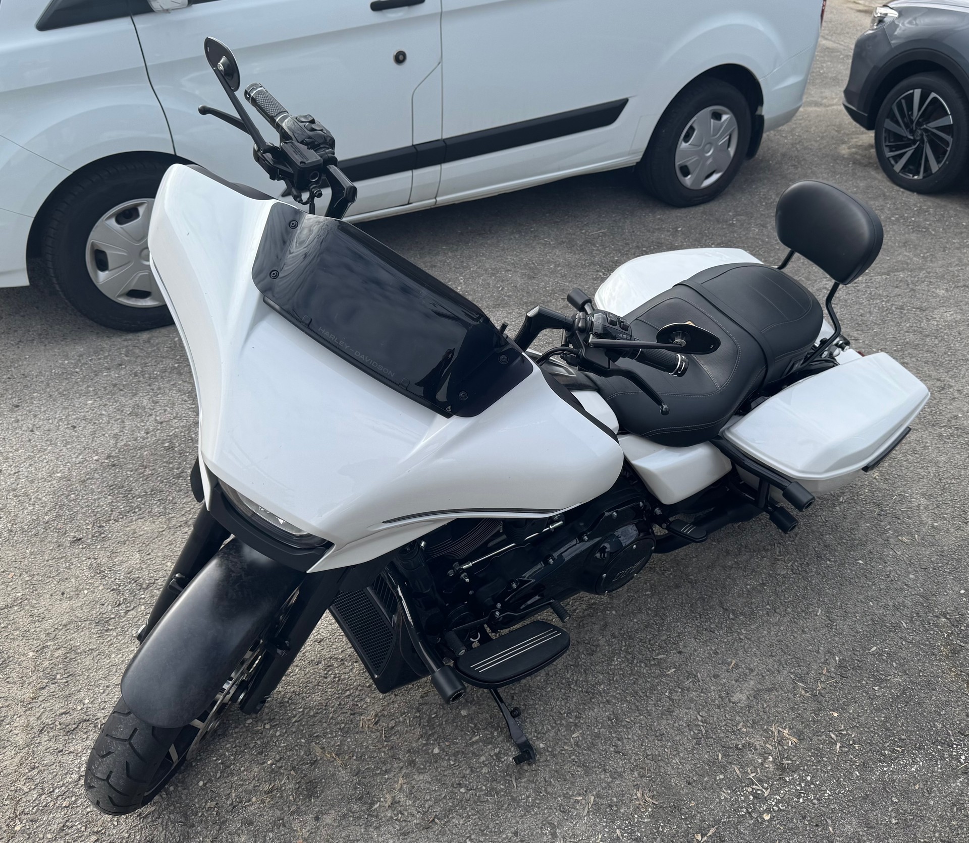 HARLEY-DAVIDSON FLHX Street Glide Black Finish 117-image-2