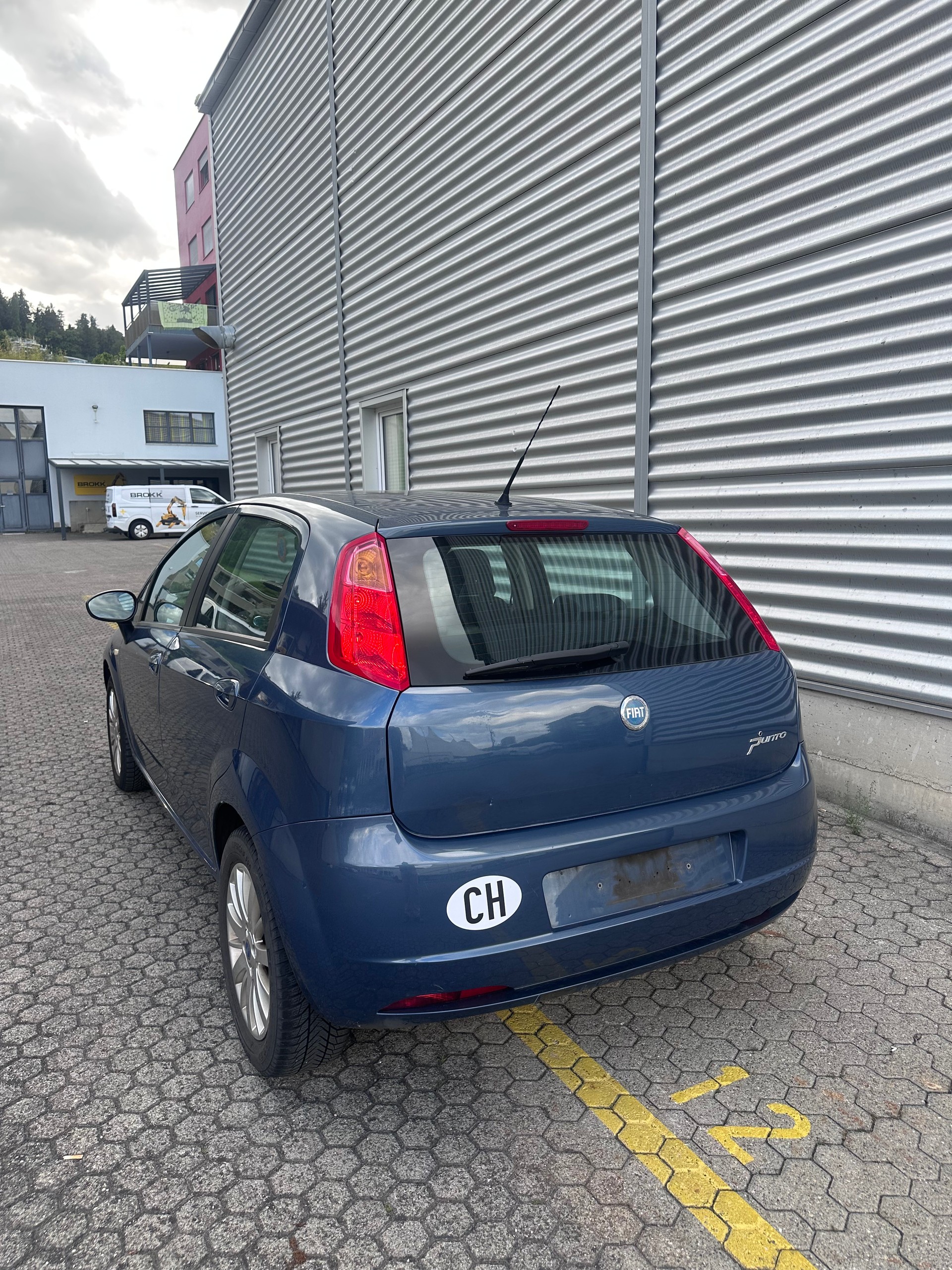 FIAT Punto 1.4 16V Sport ab MFK-image-4