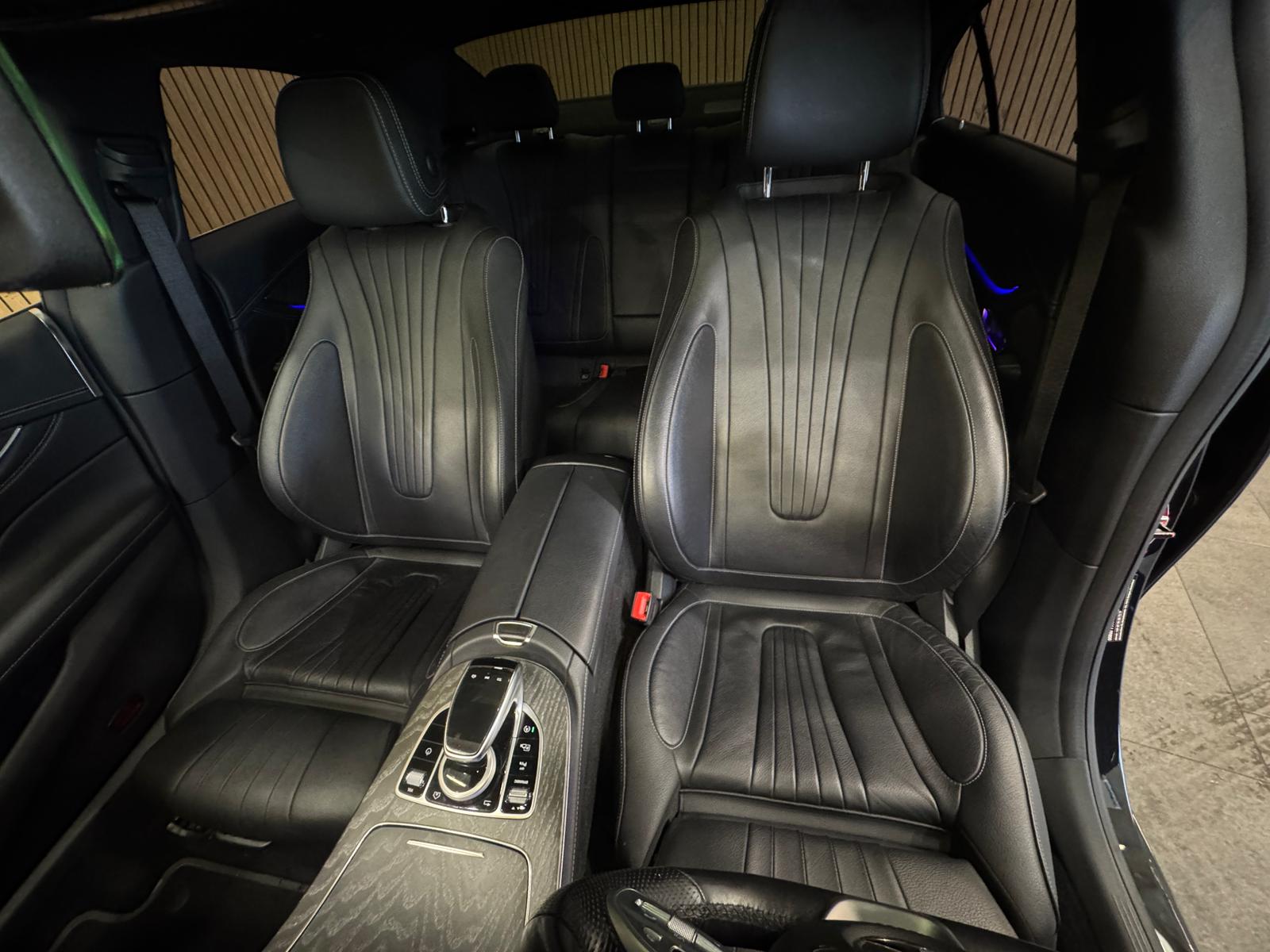 MERCEDES-BENZ CLS 400 d AMG Line 4Matic 9G-Tronic-image-23