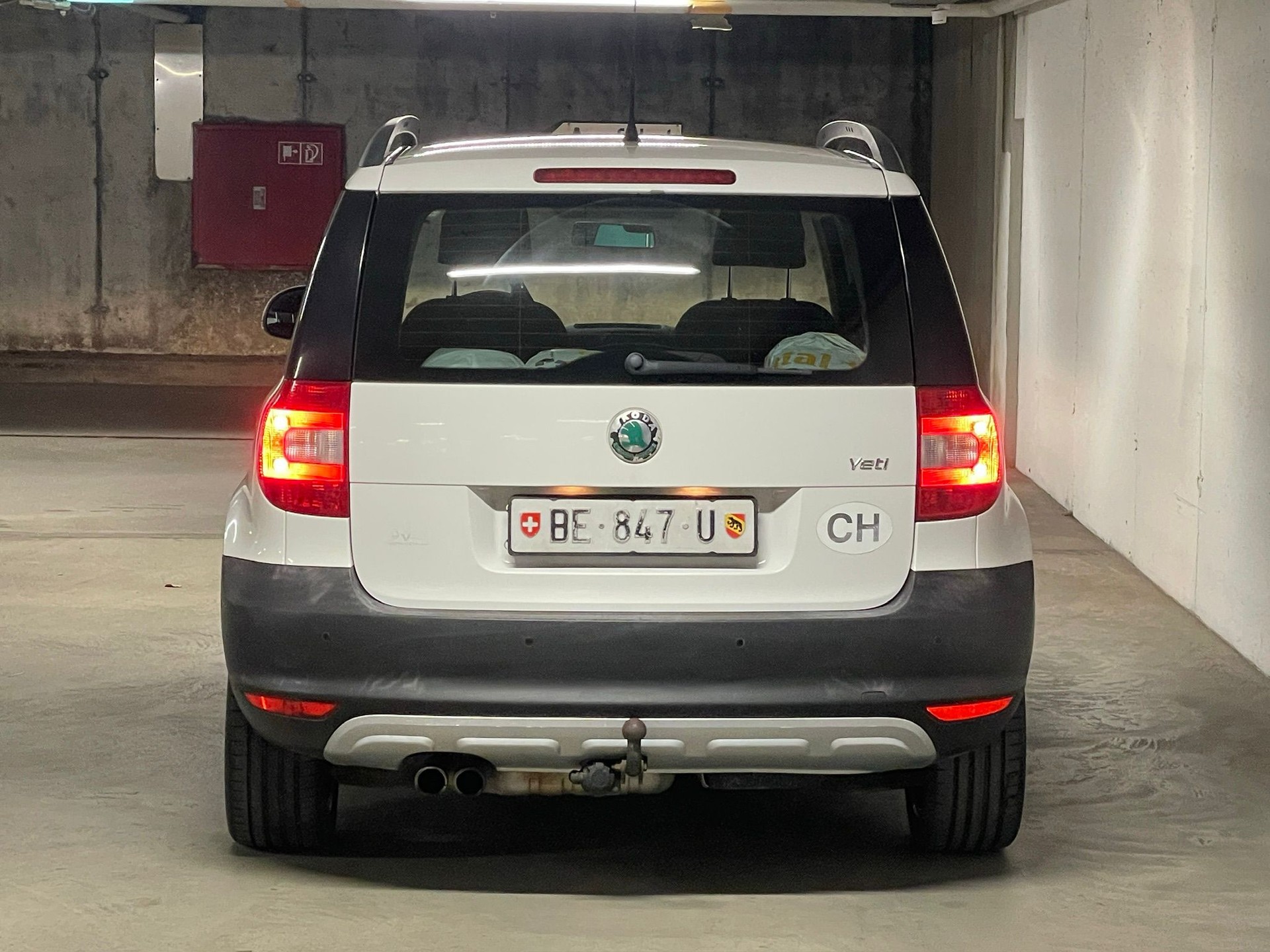 SKODA Yeti 1.8 TSI Ambition 4x4 // AHK & MFK NEU-image-5