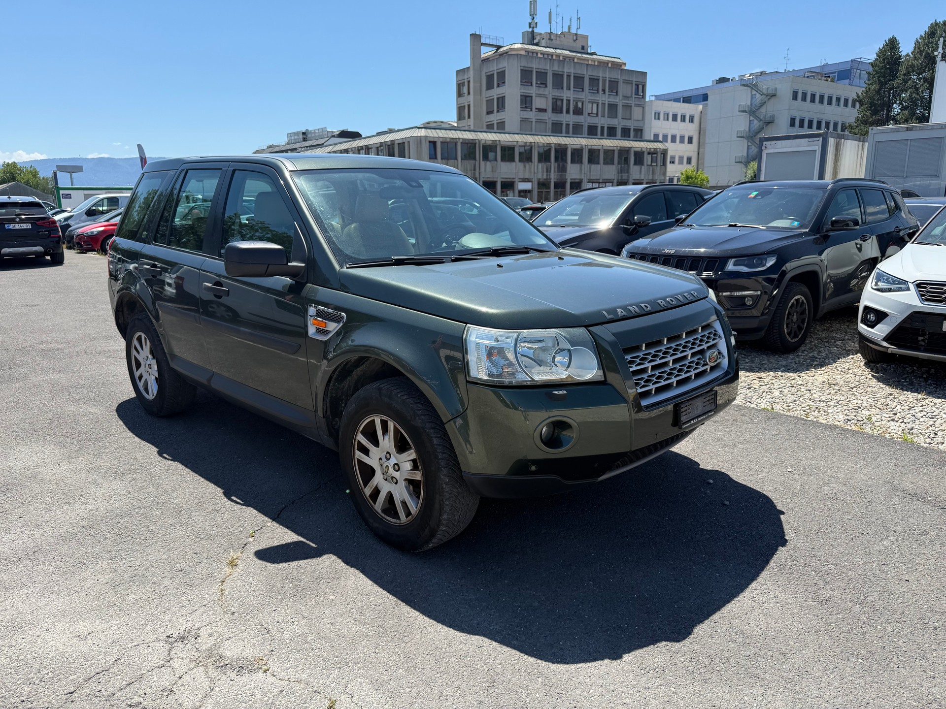LAND ROVER Freelander 2.2 TD4 S Automatic-image-2