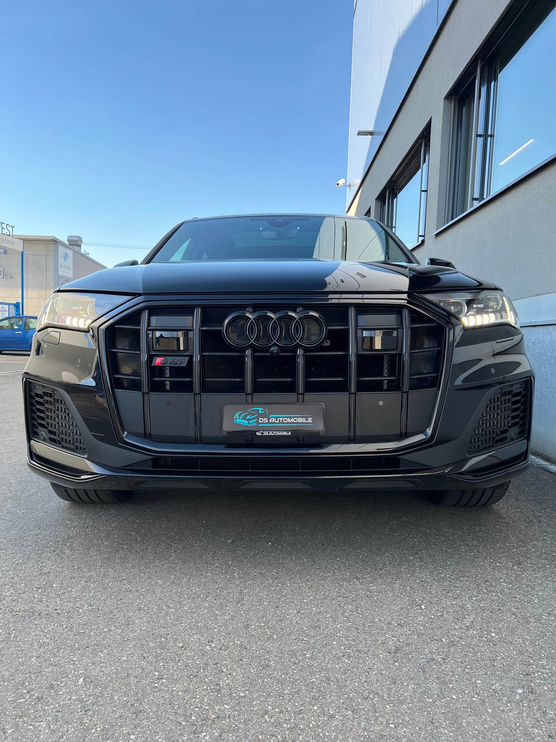 AUDI SQ7 TFSI quattro tiptronic-image-7