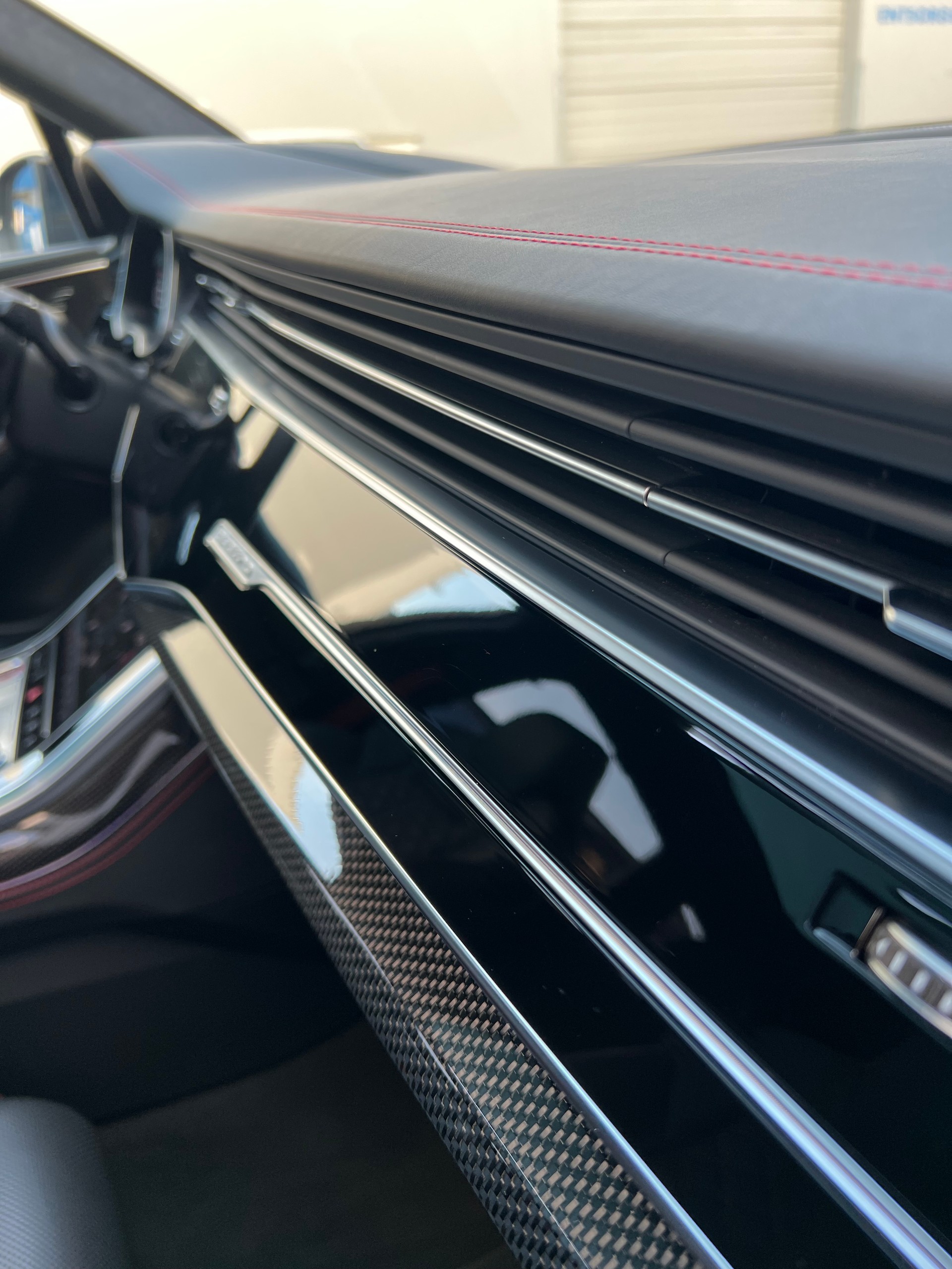 AUDI SQ7 TFSI quattro tiptronic-image-18