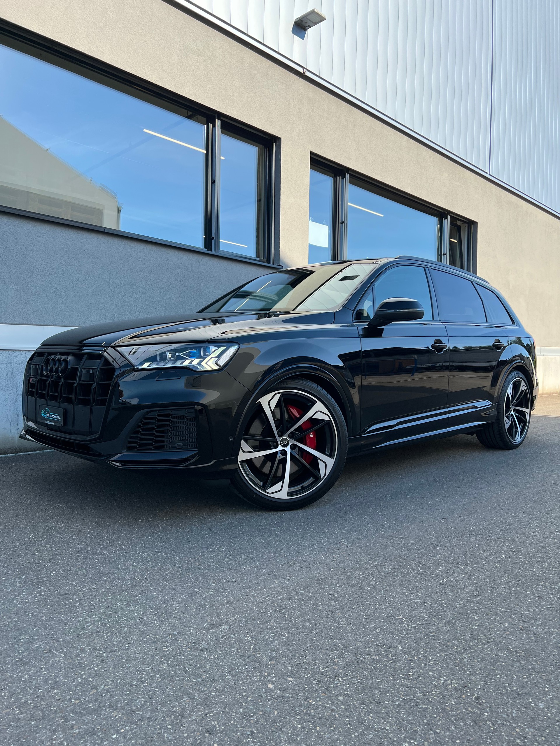 AUDI SQ7 TFSI quattro tiptronic