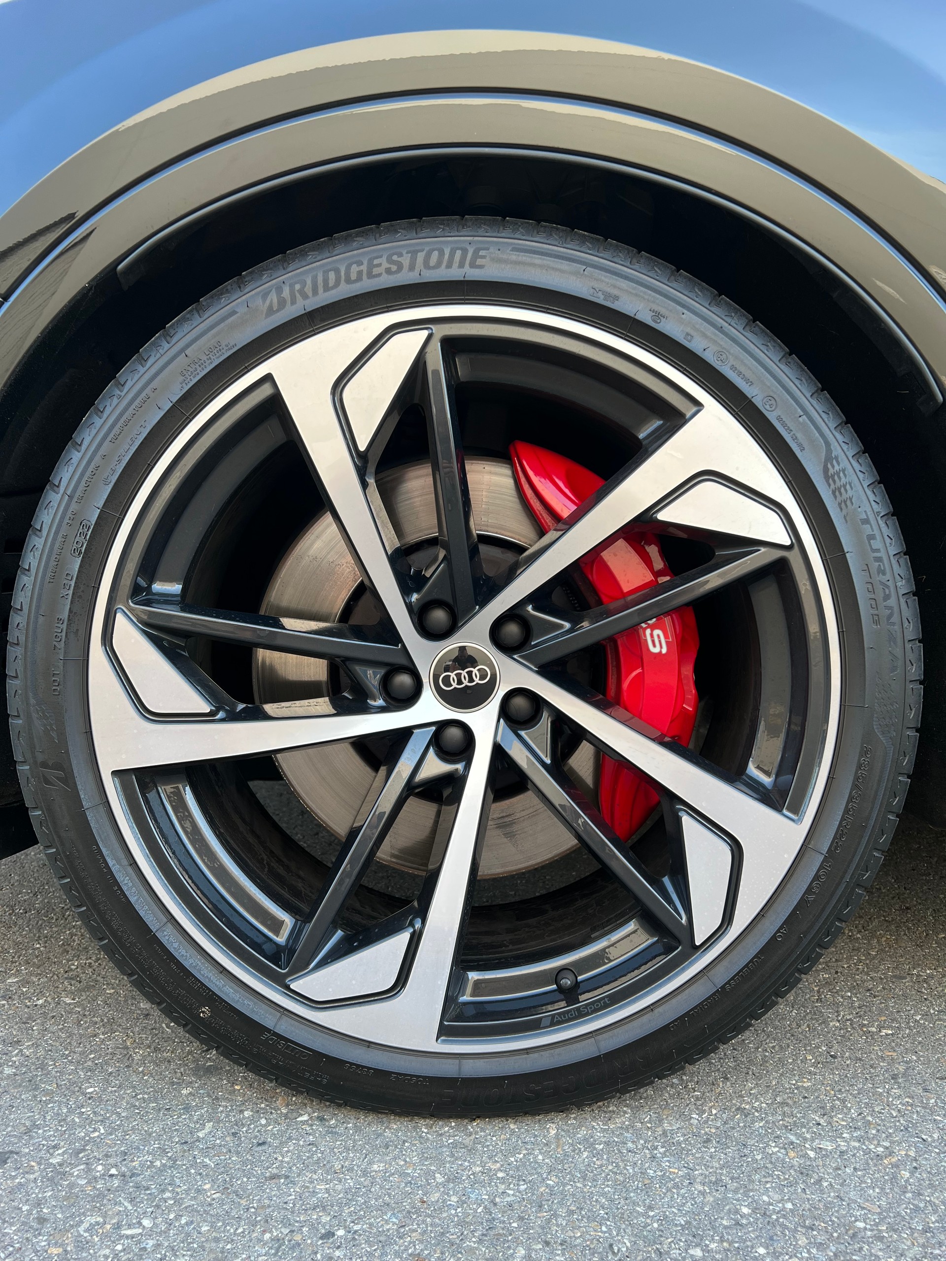 AUDI SQ7 TFSI quattro tiptronic-image-27