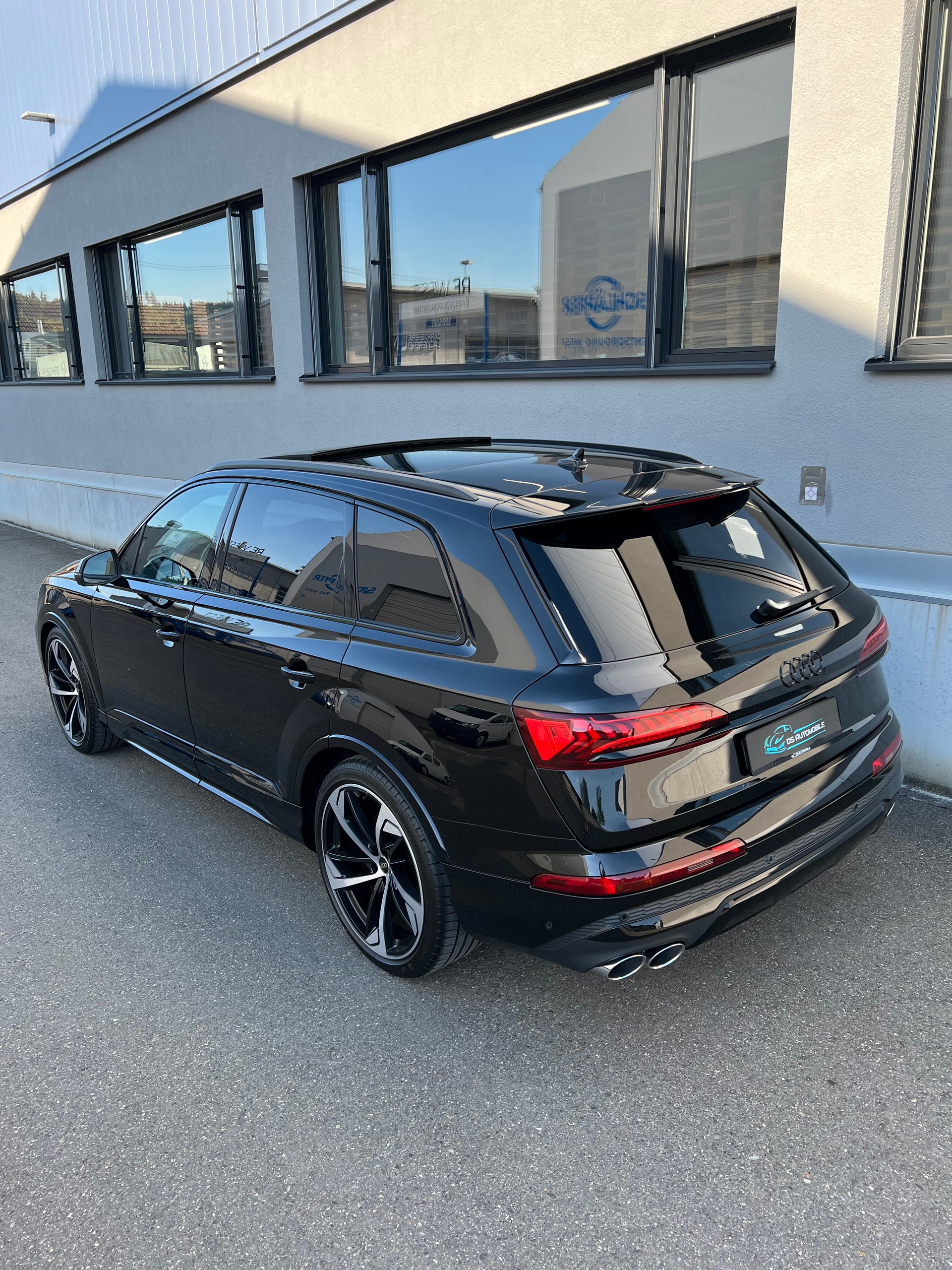 AUDI SQ7 TFSI quattro tiptronic-image-25