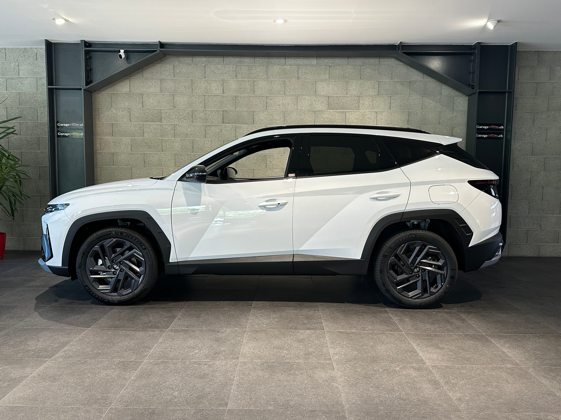 HYUNDAI Tucson 1.6 HEV Black Line 4WD
