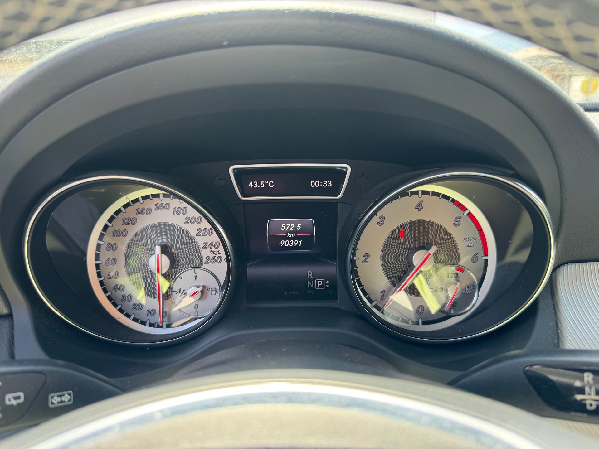 MERCEDES-BENZ GLA 200 CDI 4Matic 7G-DCT-image-20