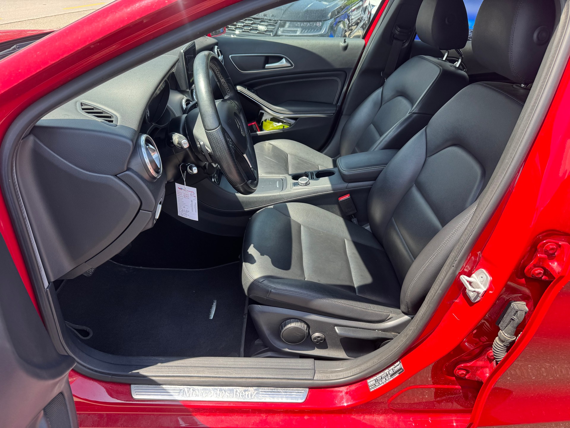 MERCEDES-BENZ GLA 200 CDI 4Matic 7G-DCT-image-13