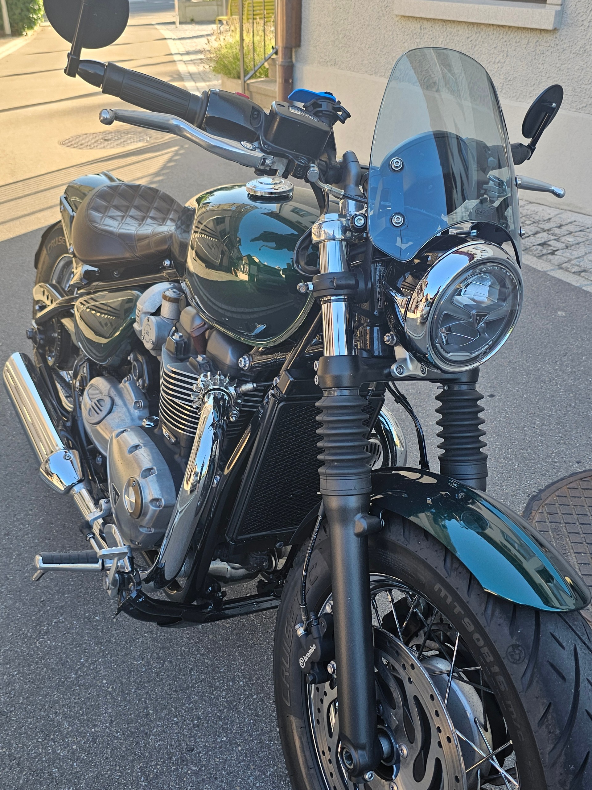 TRIUMPH Bonneville 1200 Speedmaster ABS-image-1