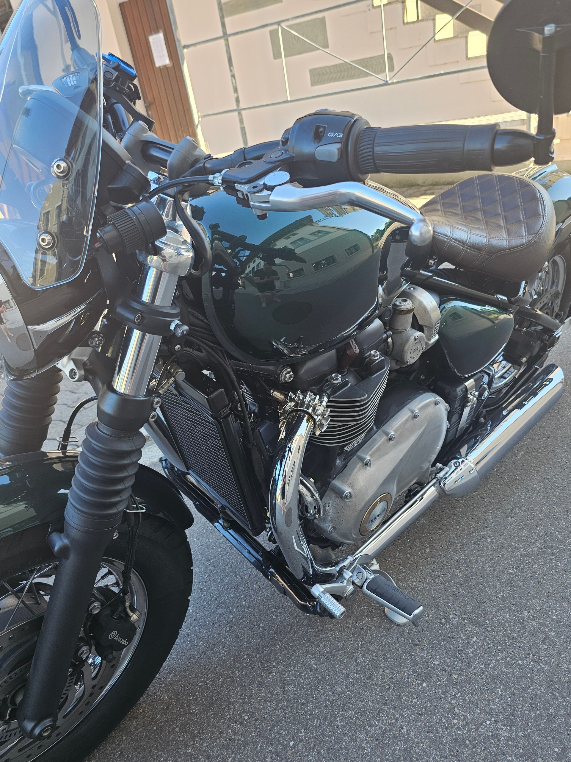 TRIUMPH Bonneville 1200 Speedmaster ABS-image-4