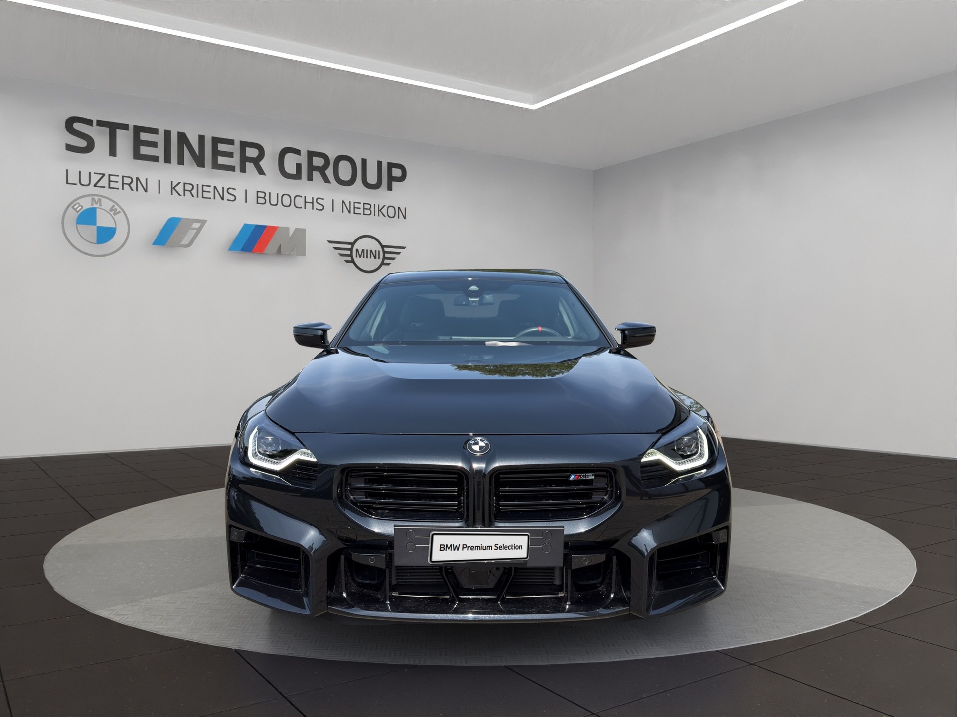 BMW M2 Steptronic-showroom-element-1