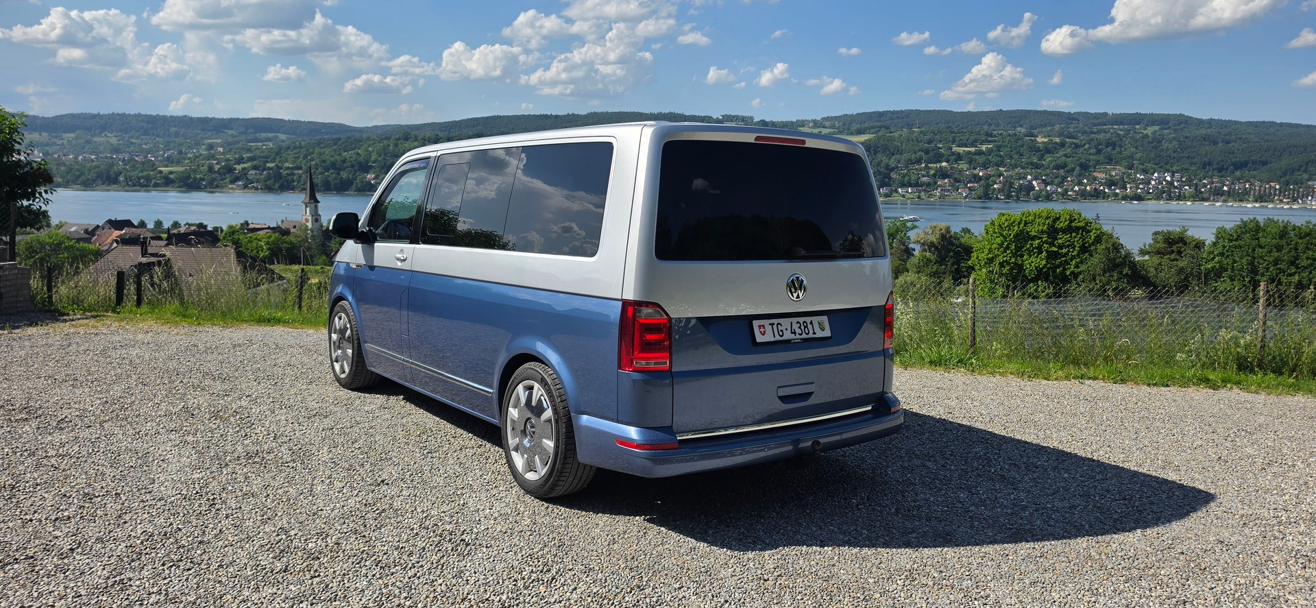 VW 2.0 TDI 150 Business DSG 4m-image-2