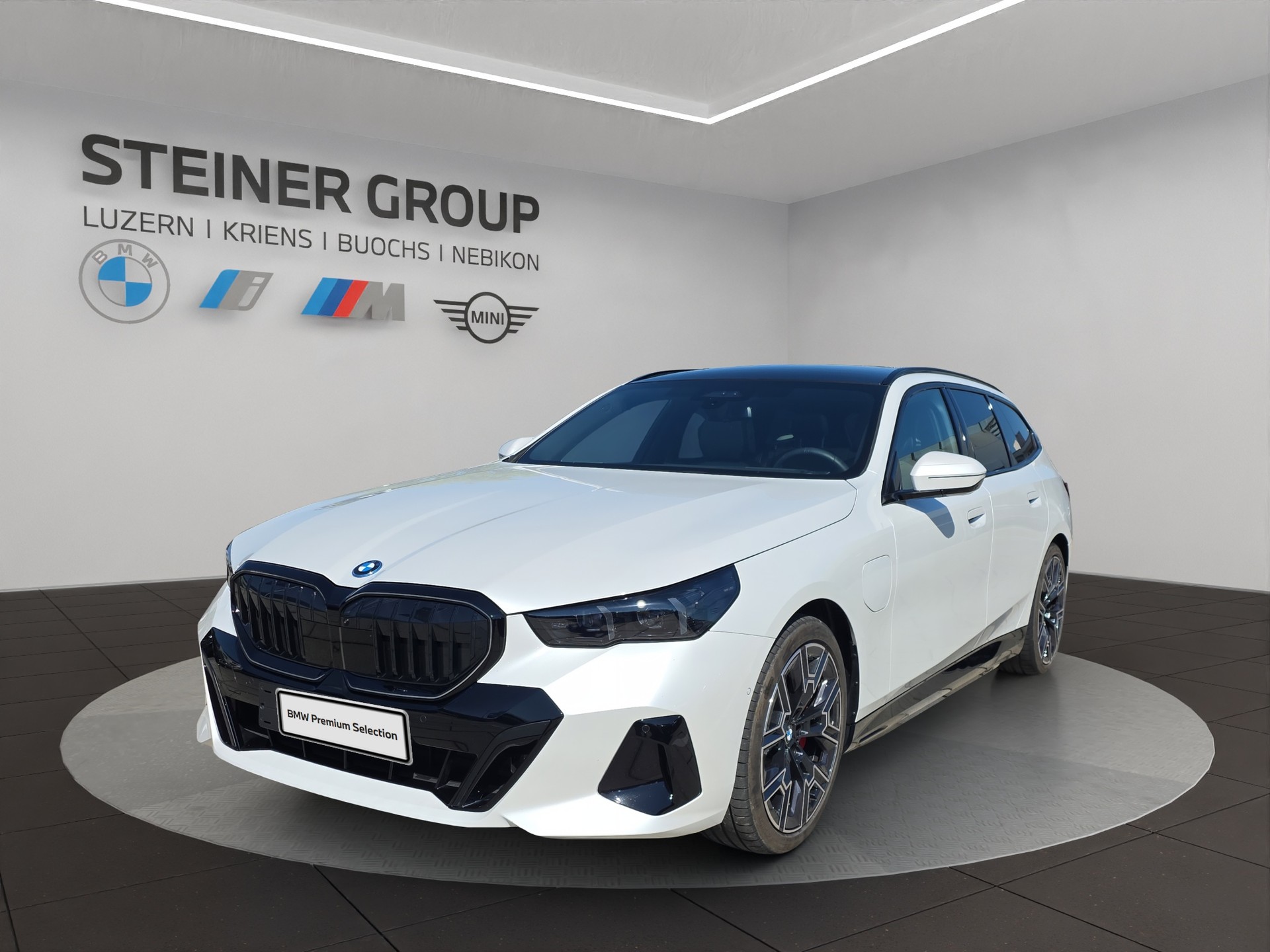 BMW 530e xDrive Touring M Sport Pro Steptronic