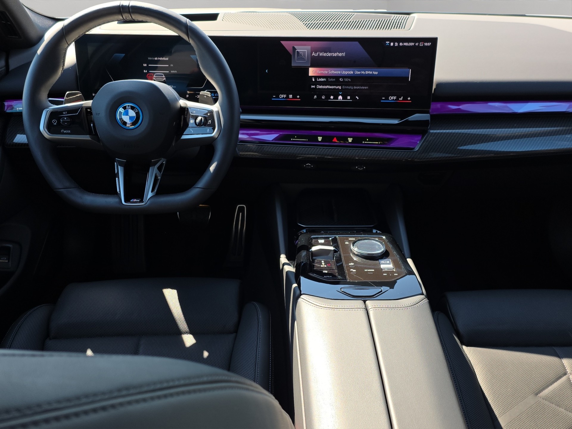BMW 530e xDrive Touring M Sport Pro Steptronic-image-13