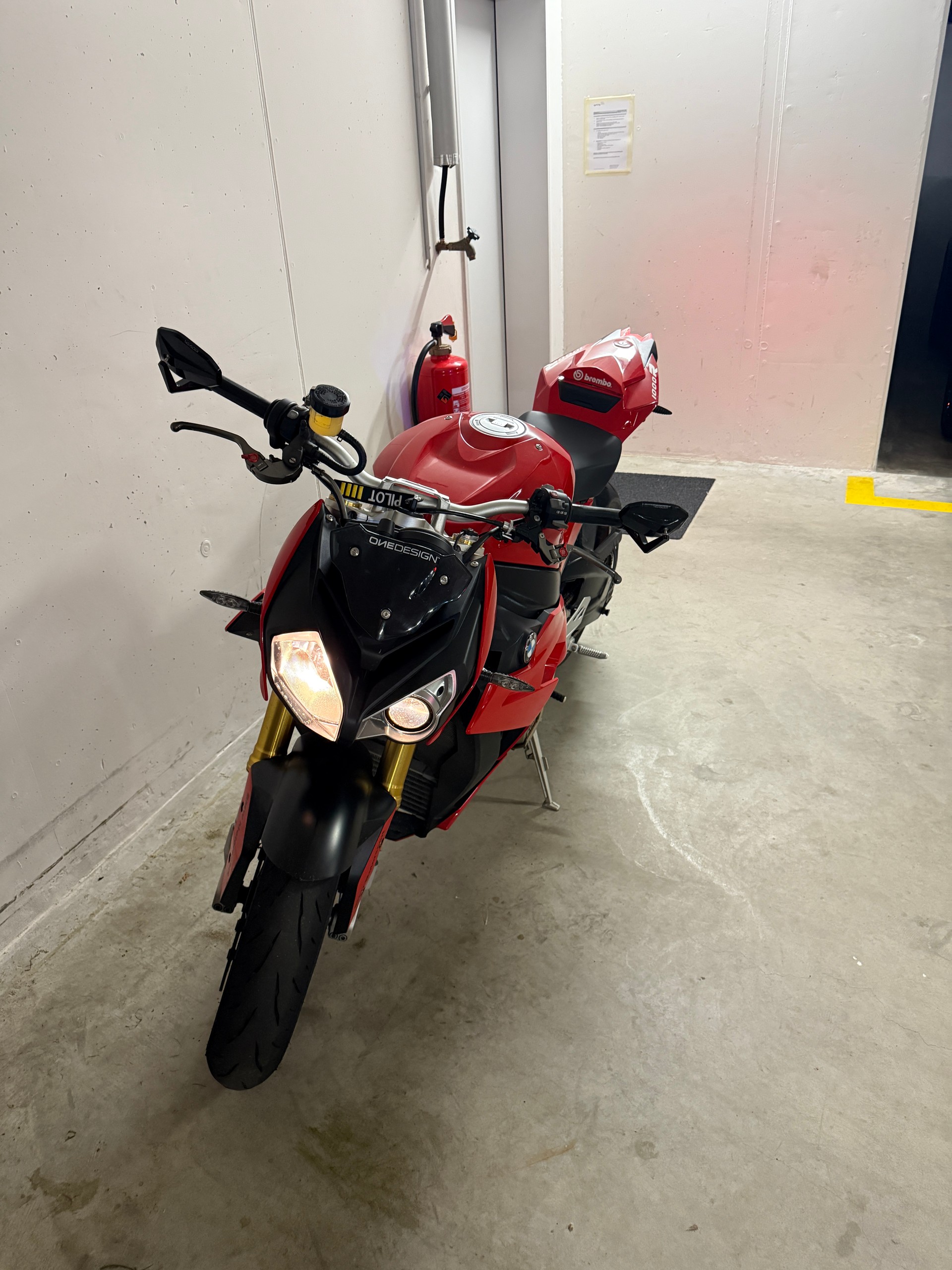 BMW S 1000 R ABS-image-1