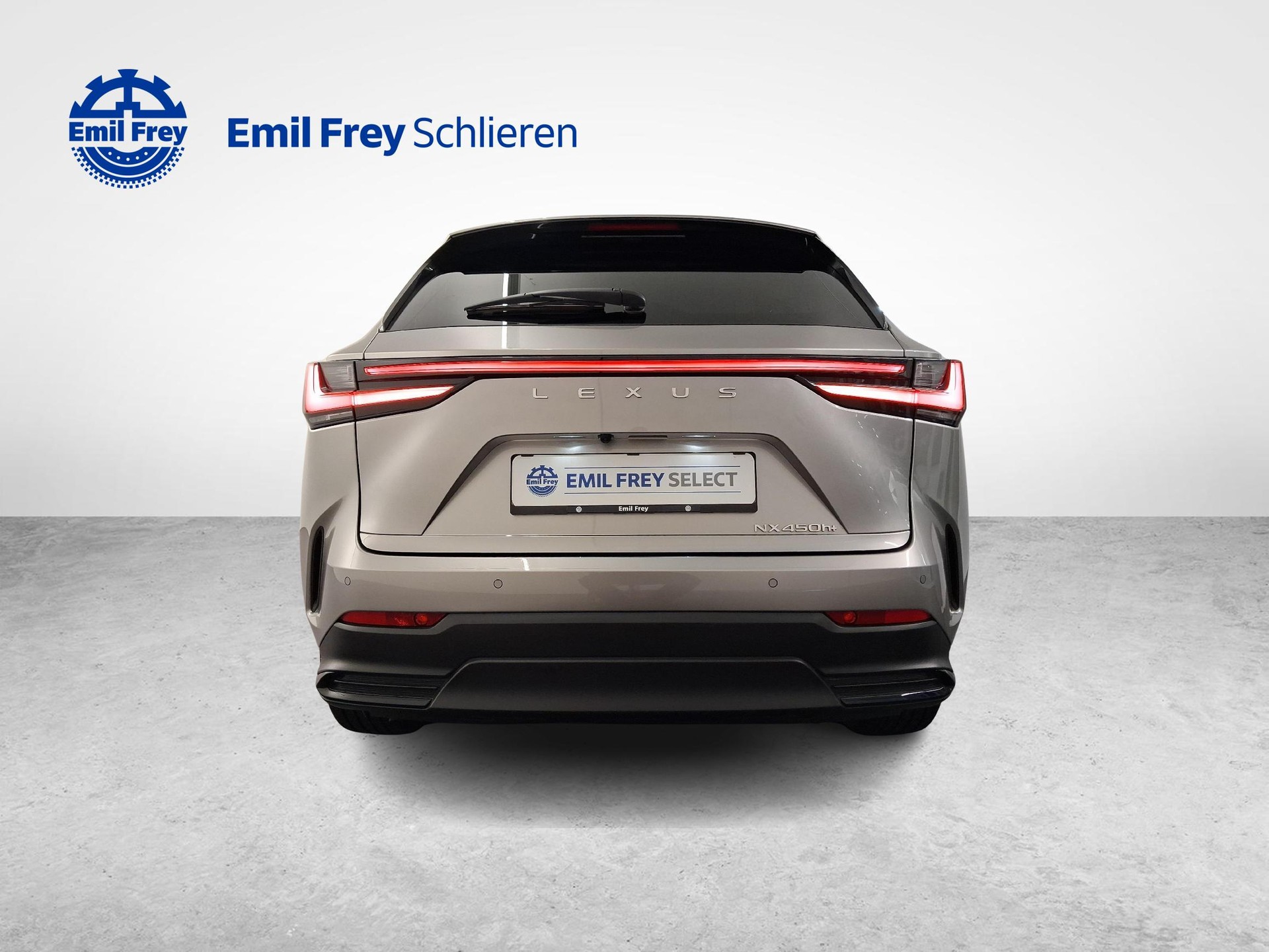 LEXUS NX 450h+ Comfort-showroom-element-3