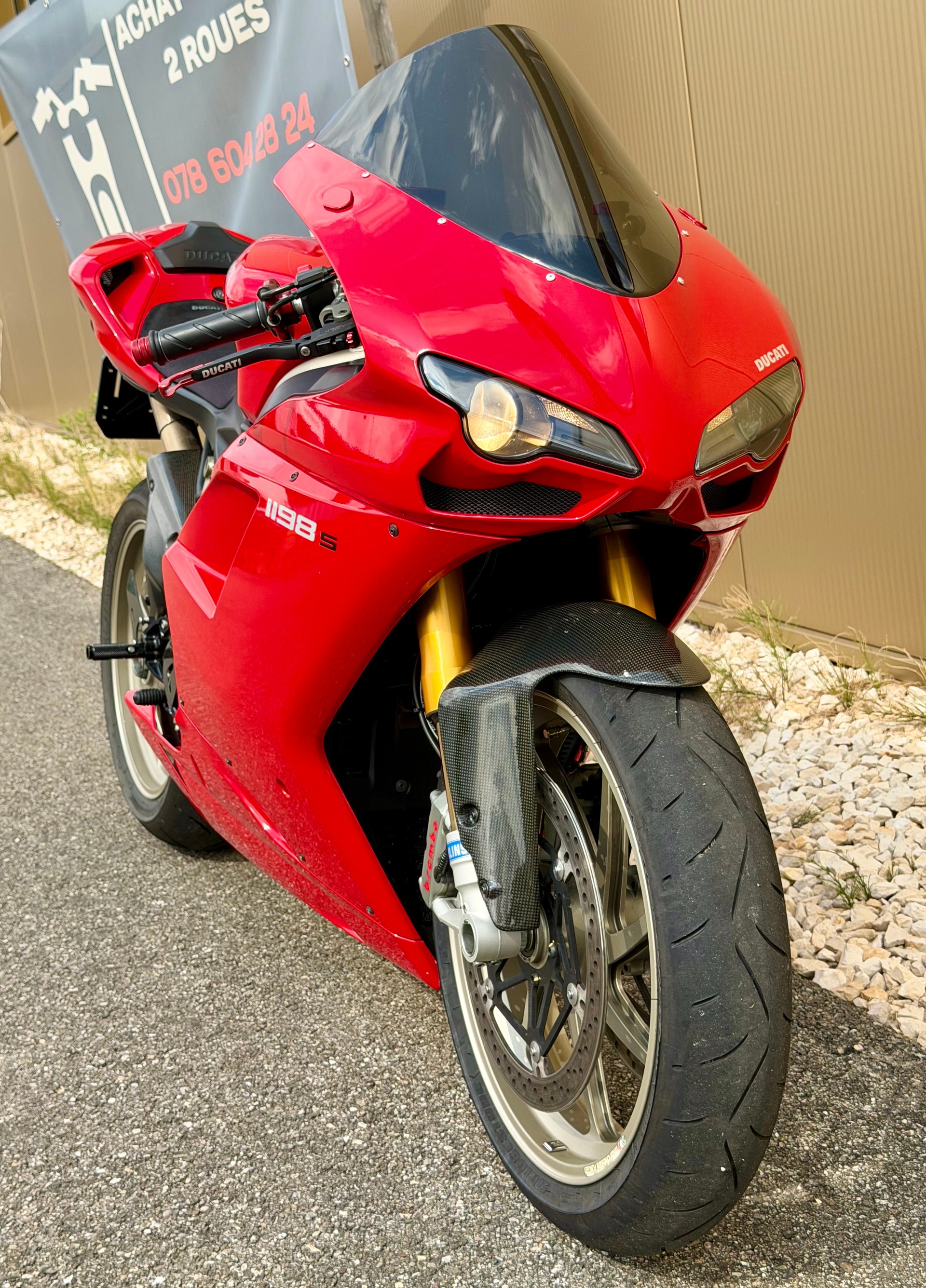 DUCATI 1198 S-image-1