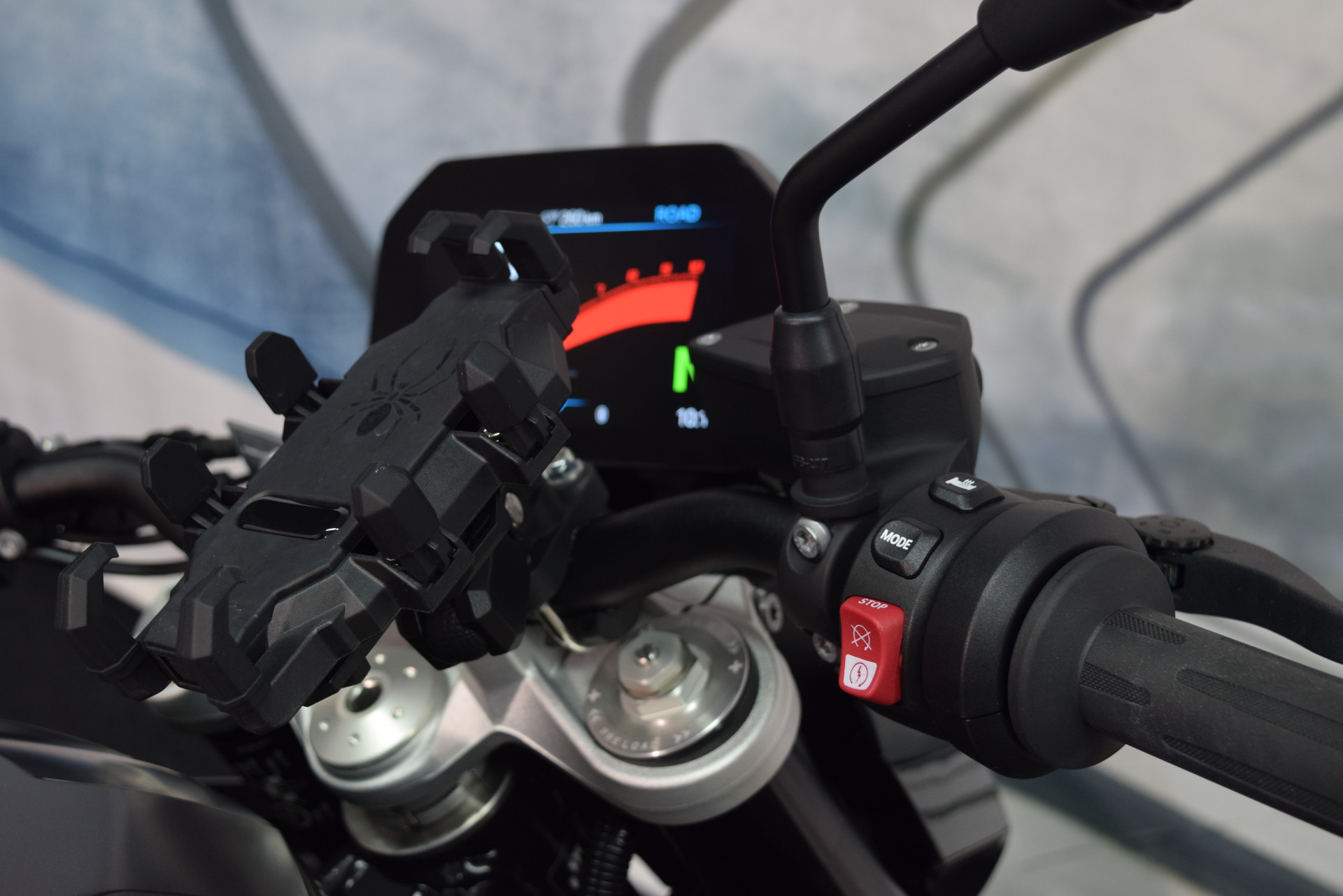BMW F 900 R A2 Youngster-image-7