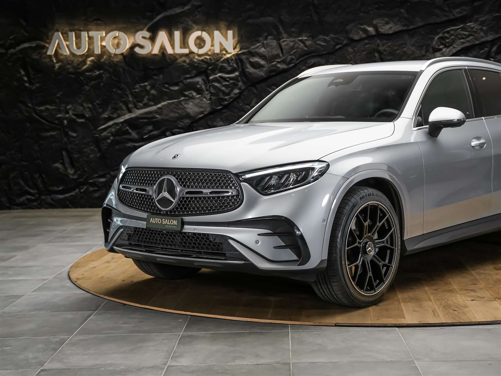 MERCEDES-BENZ GLC 300 d AMG Line 4matic *21" Felgen*Sitzheizung*Anhängerkupplung*-image-13