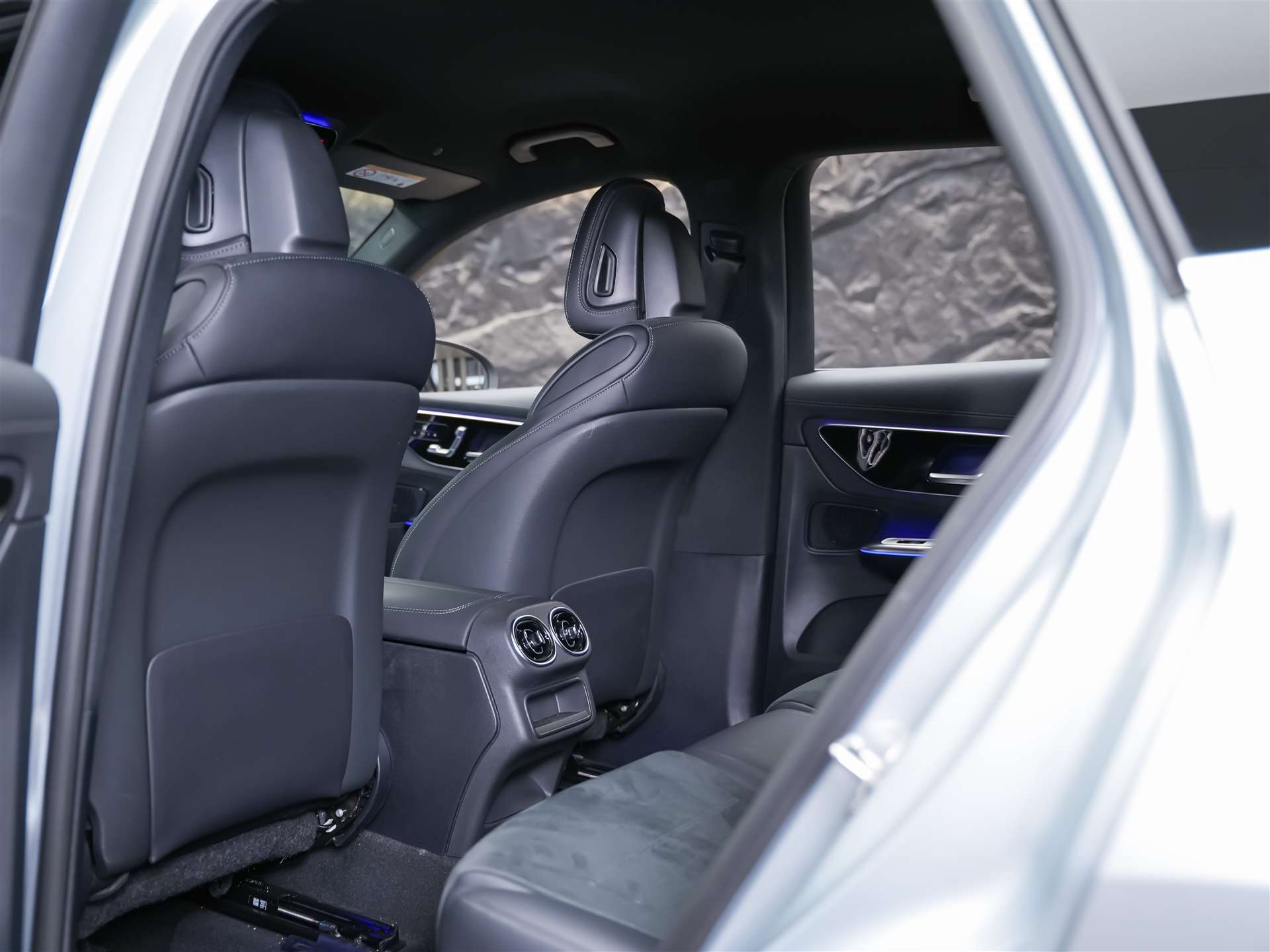 MERCEDES-BENZ GLC 300 d AMG Line 4matic *21" Felgen*Sitzheizung*Anhängerkupplung*-image-10