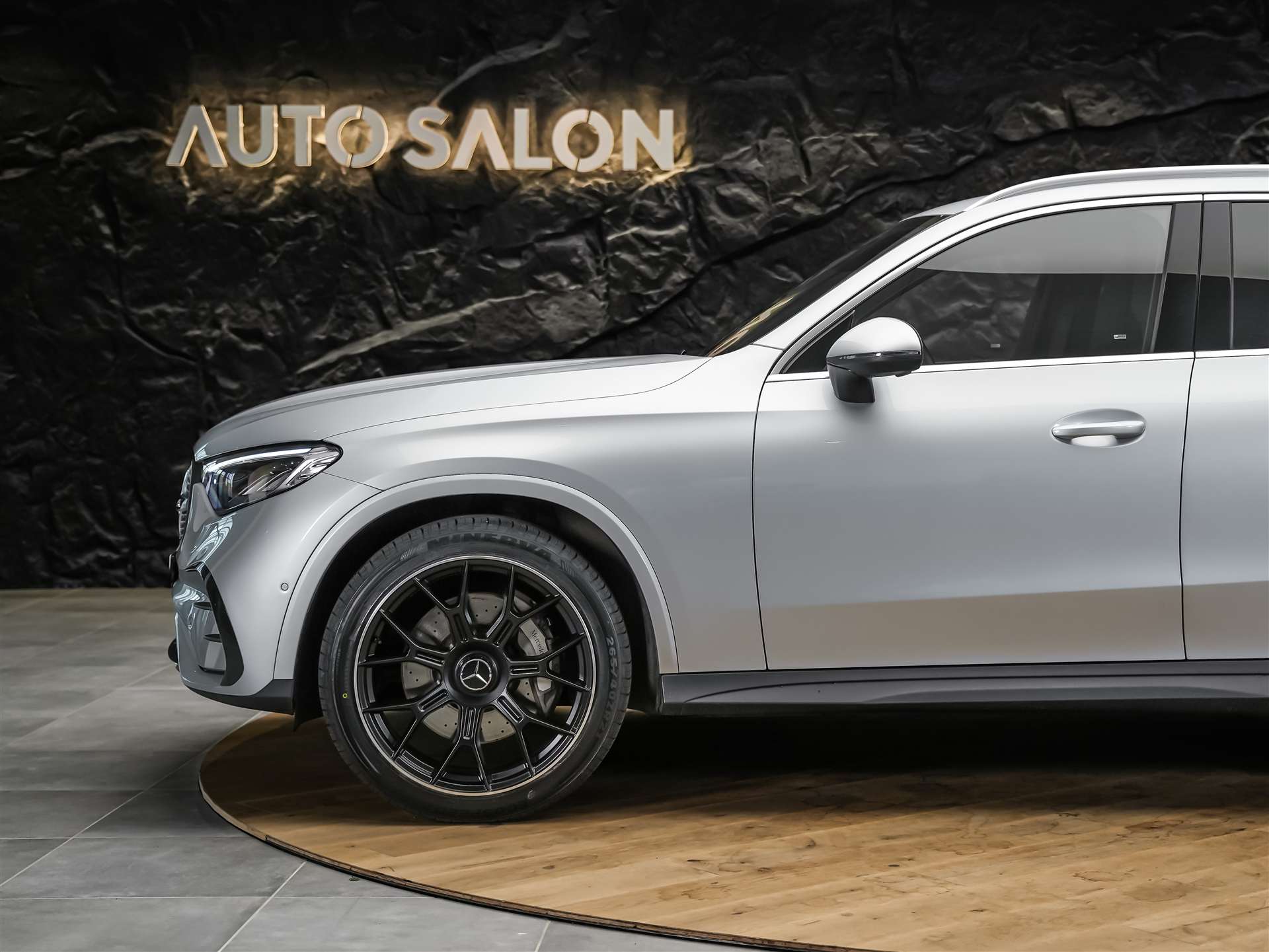 MERCEDES-BENZ GLC 300 d AMG Line 4matic *21" Felgen*Sitzheizung*Anhängerkupplung*-image-14