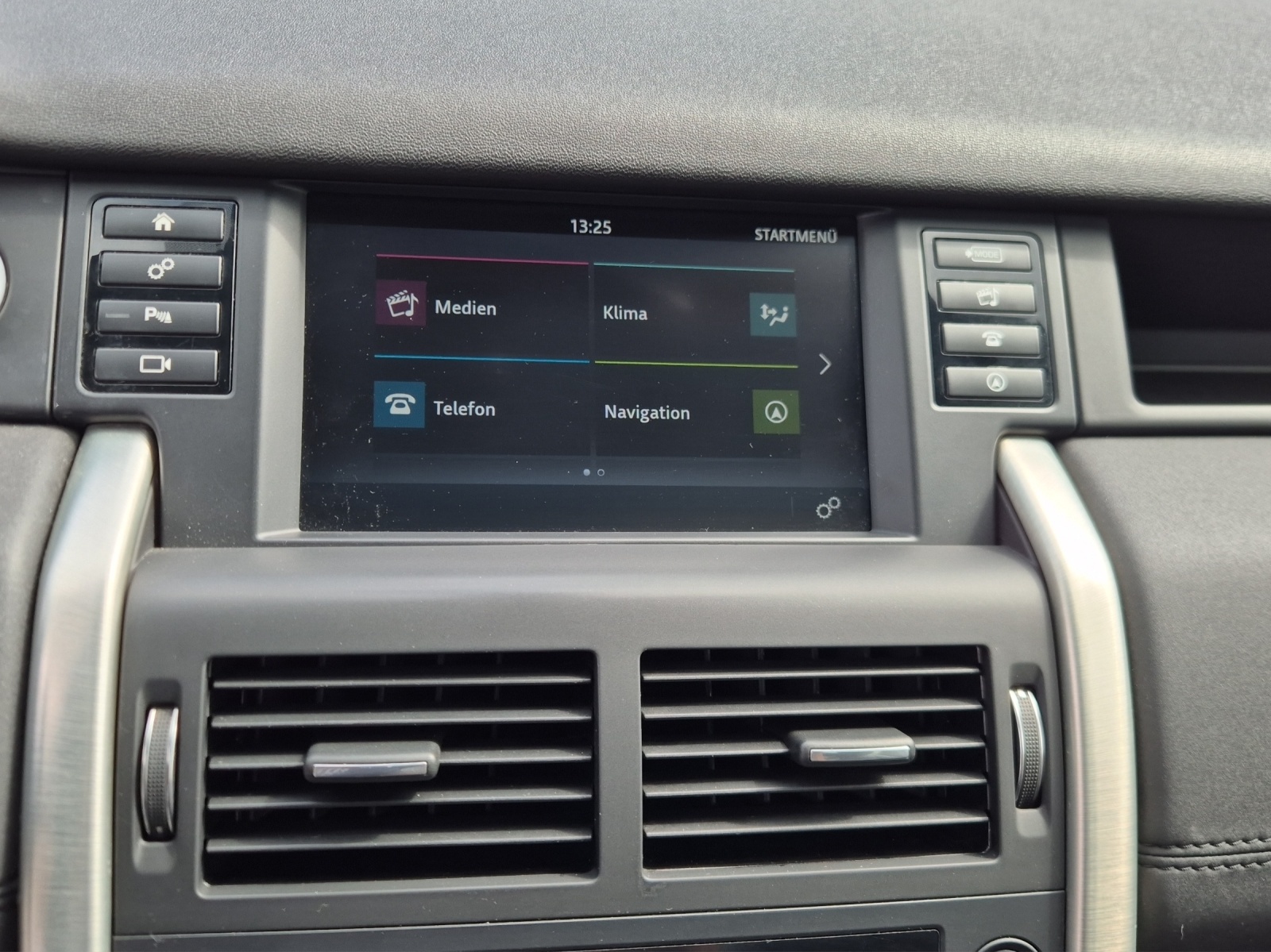 LAND ROVER Discovery Sport 2.0 Si4 HSE-image-11