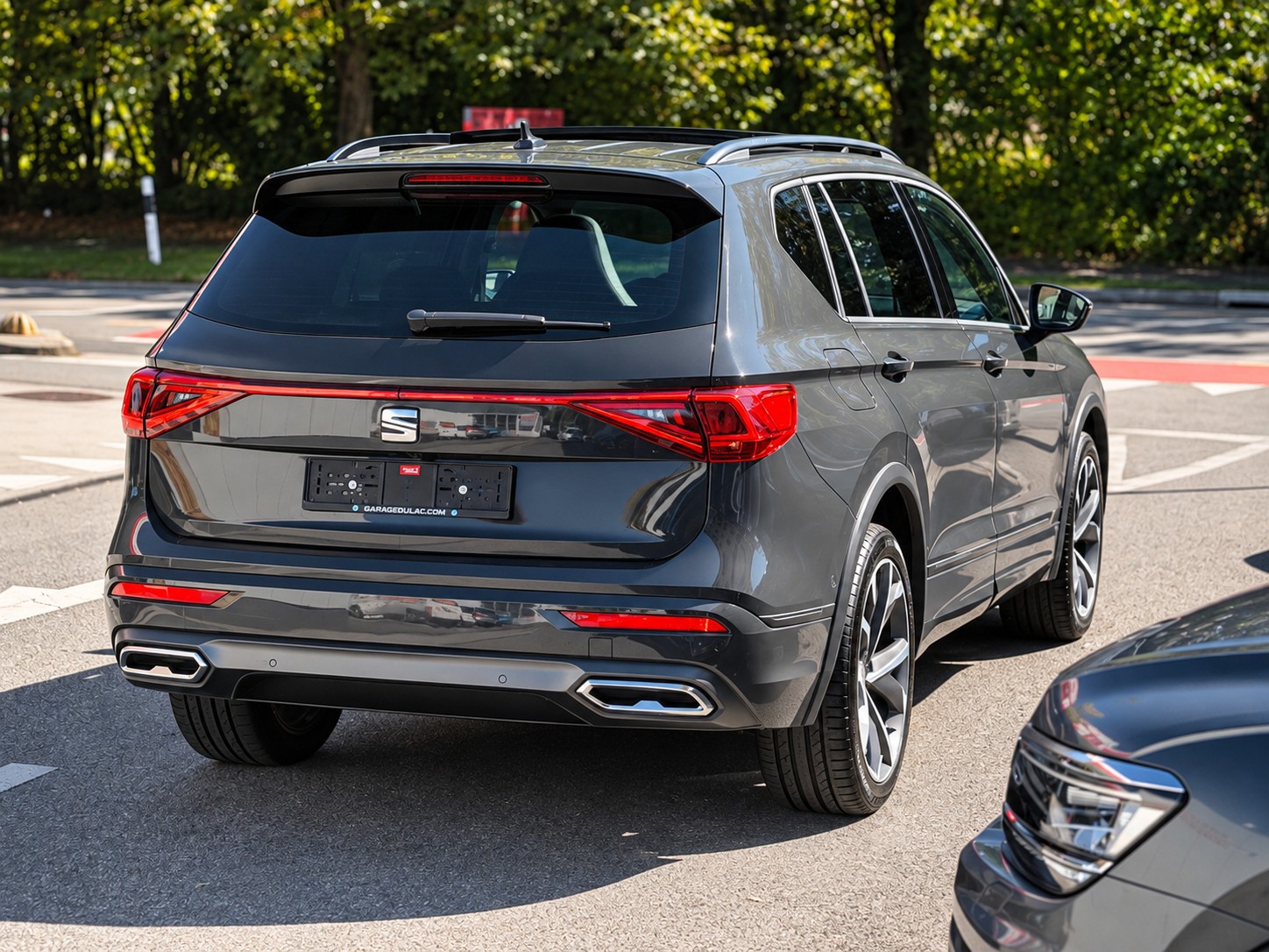 SEAT Tarraco 1.4 e-HYBRID DSG FR Crochet D'ATTELAGE / TOIT OUVRANT-image-7