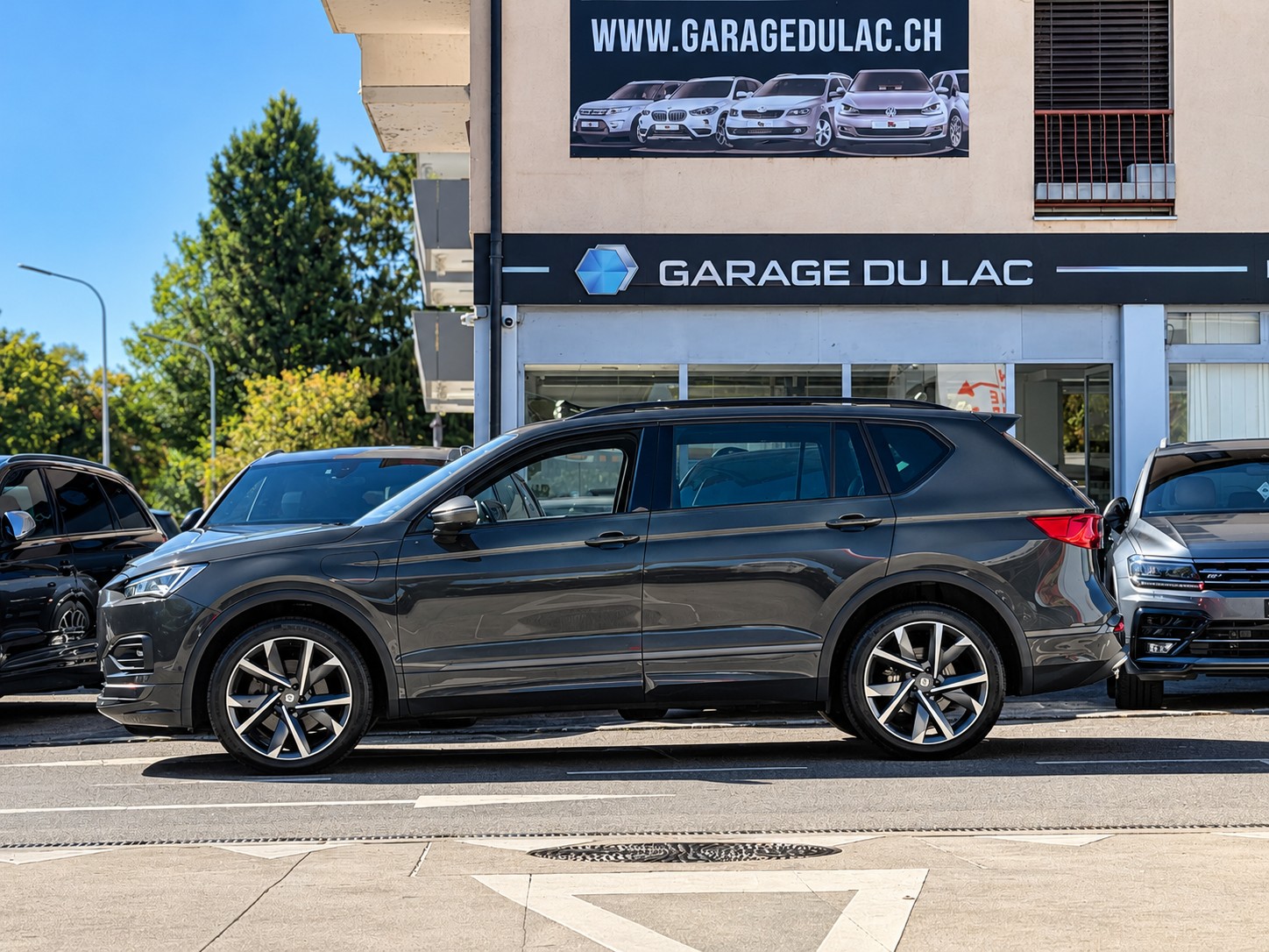 SEAT Tarraco 1.4 e-HYBRID DSG FR Crochet D'ATTELAGE / TOIT OUVRANT-showroom-element-3