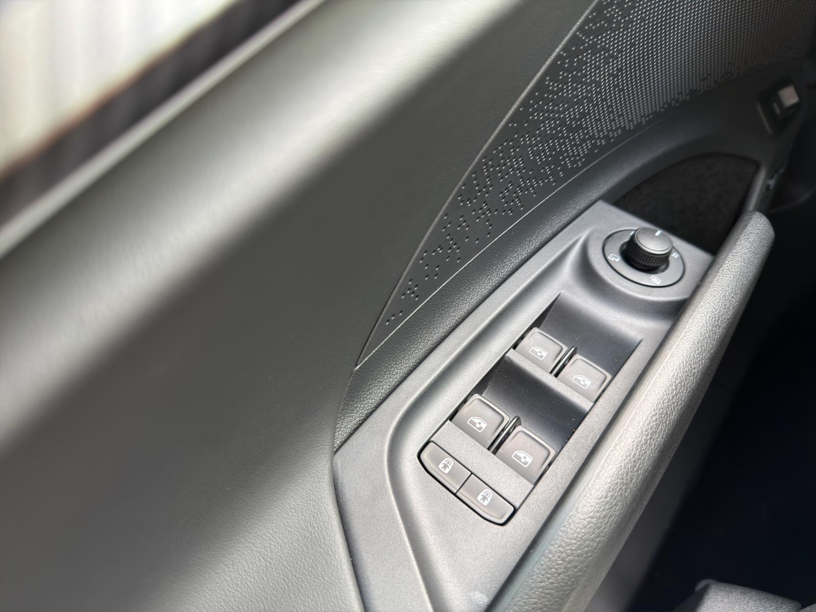SKODA Enyaq 85x SportLine-image-6